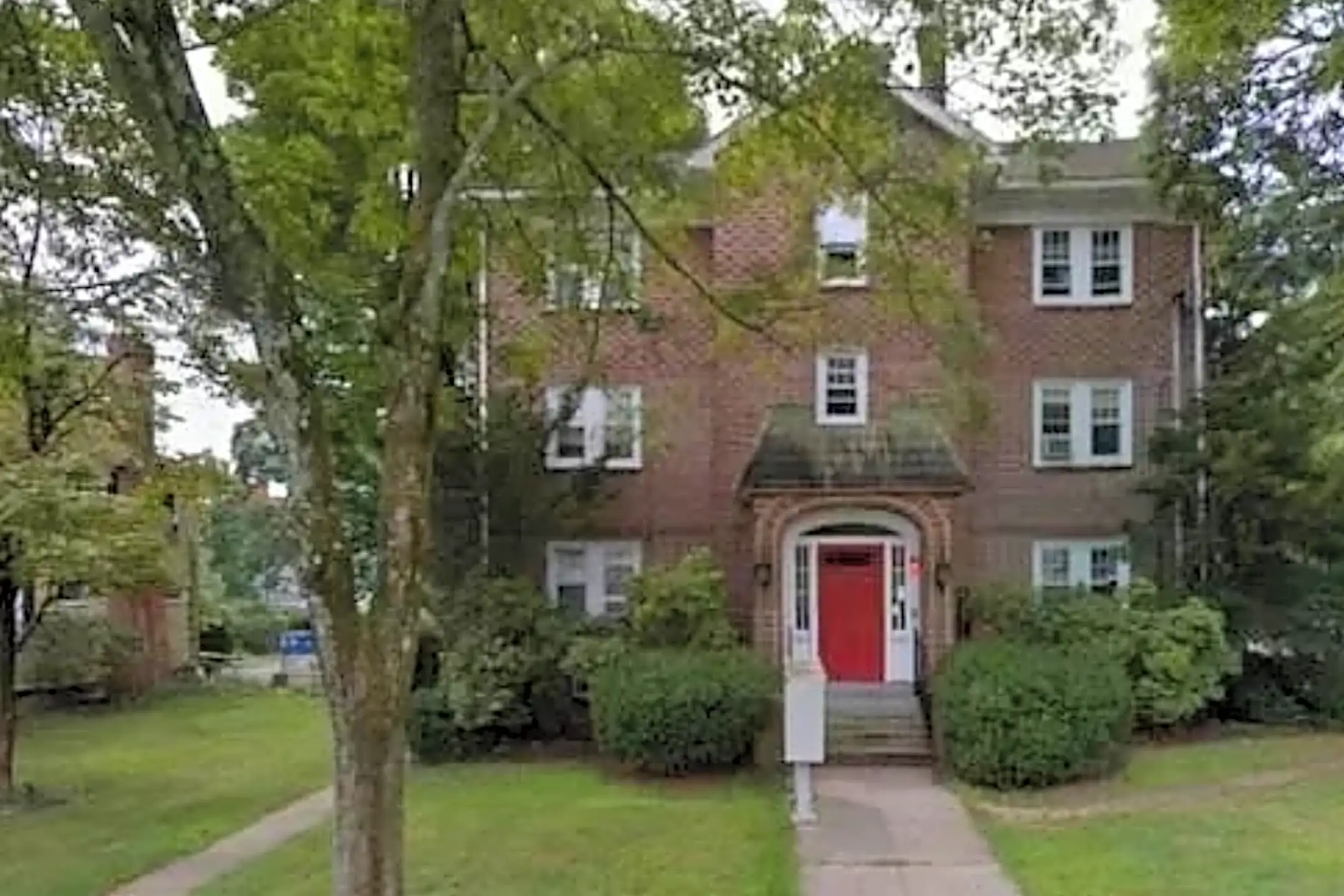 56 High St Apartments North Attleborough, MA 02760