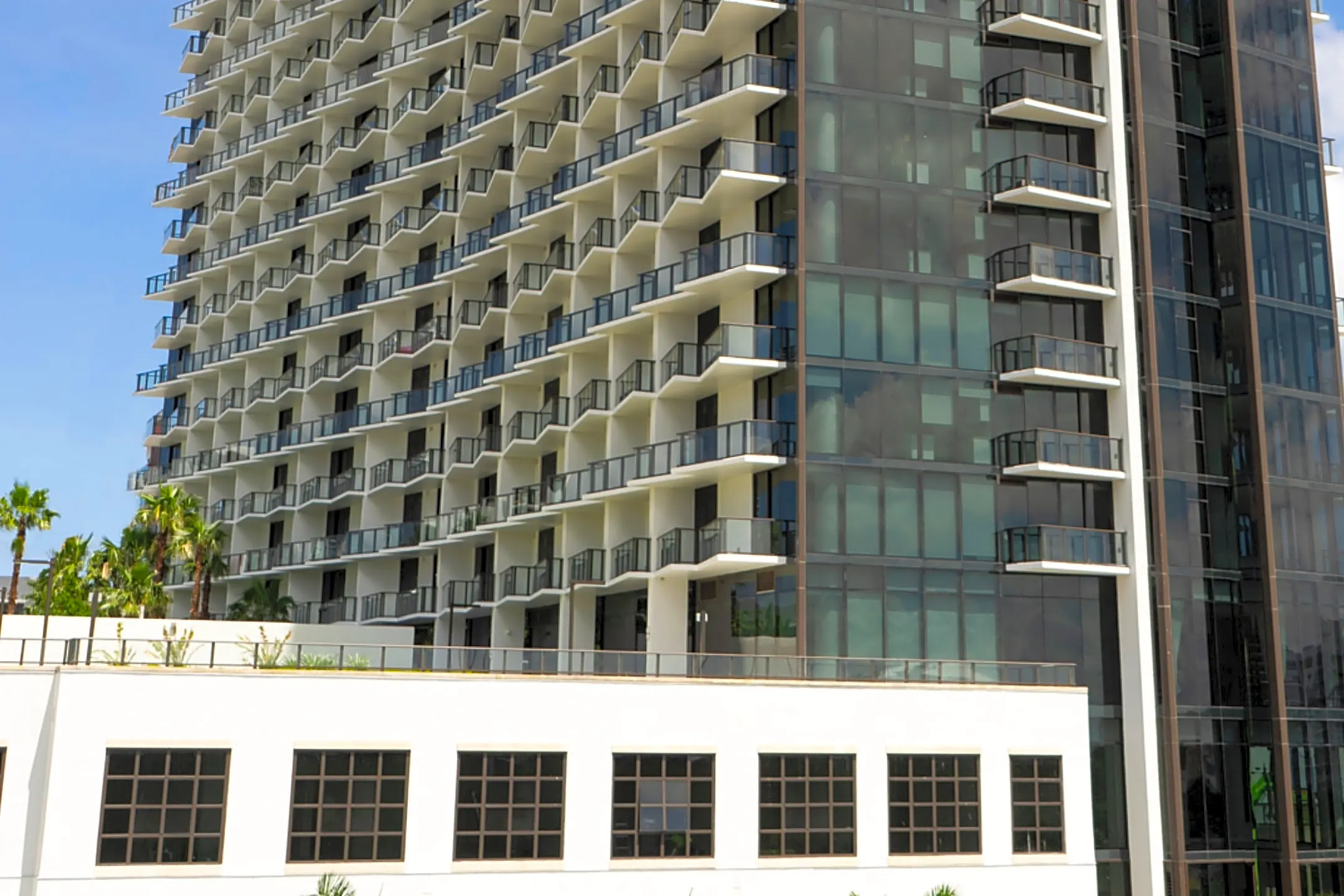 Building - Gio Midtown - Miami, FL