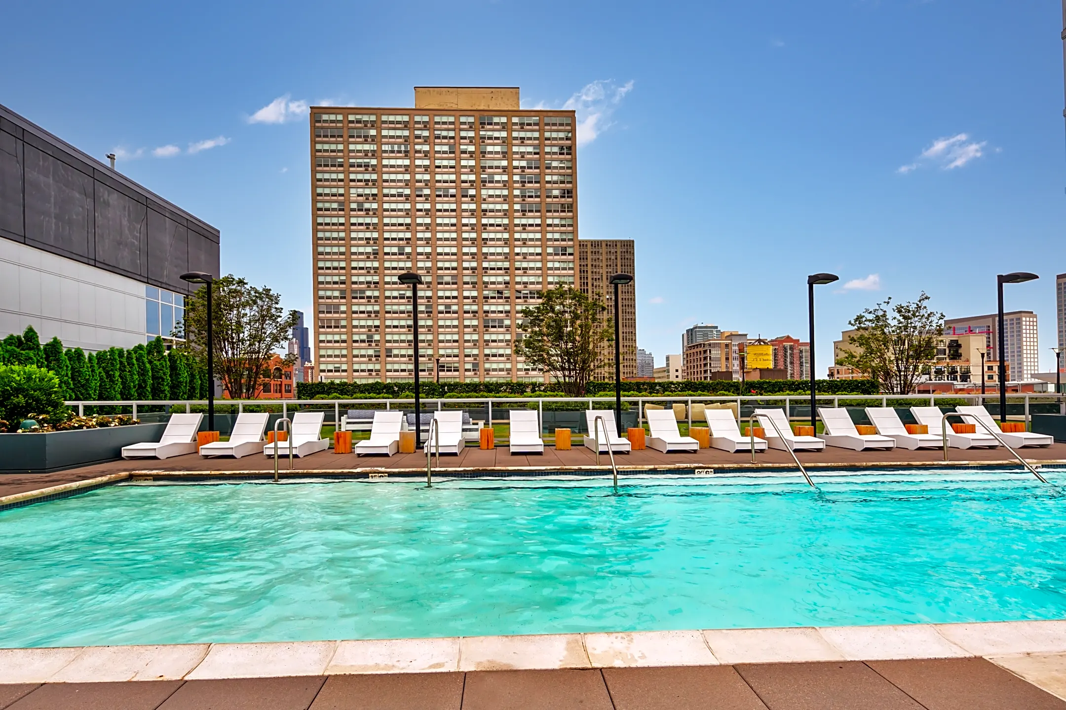 Arrive Lex - 2138 S Indiana Ave | Chicago, IL Apartments for Rent | Rent.