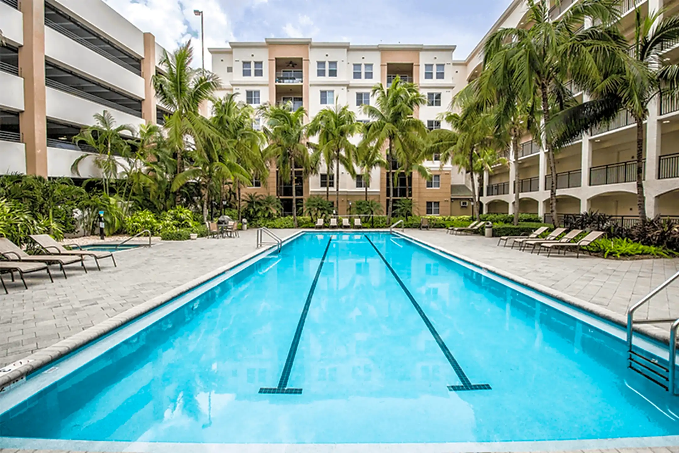 Vizcaya Lakes 1700 Renaissance Commons Boulevard Boynton Beach, FL