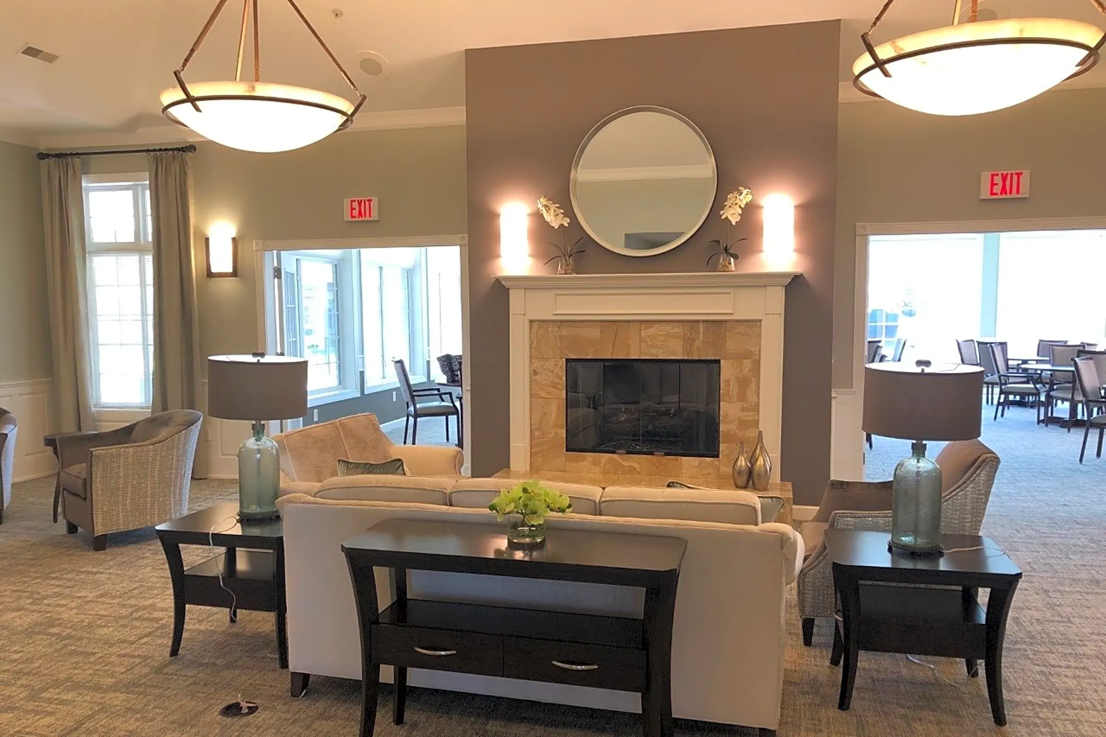 Parkwood Highlands Apartments & Townhomes Senior 55+ 13800 West Park