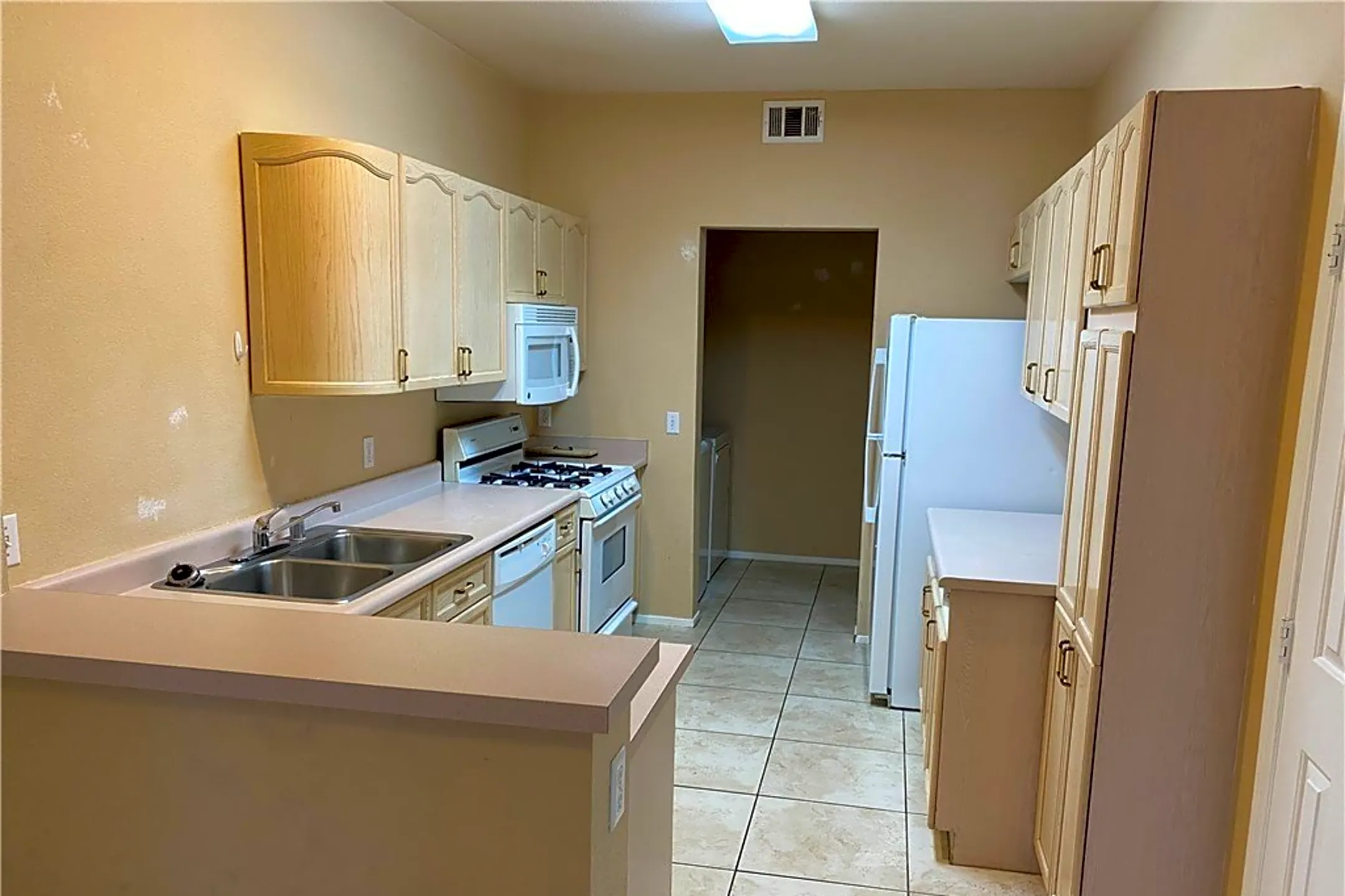 2609 Nantucket Ave Houses Henderson, NV 89074