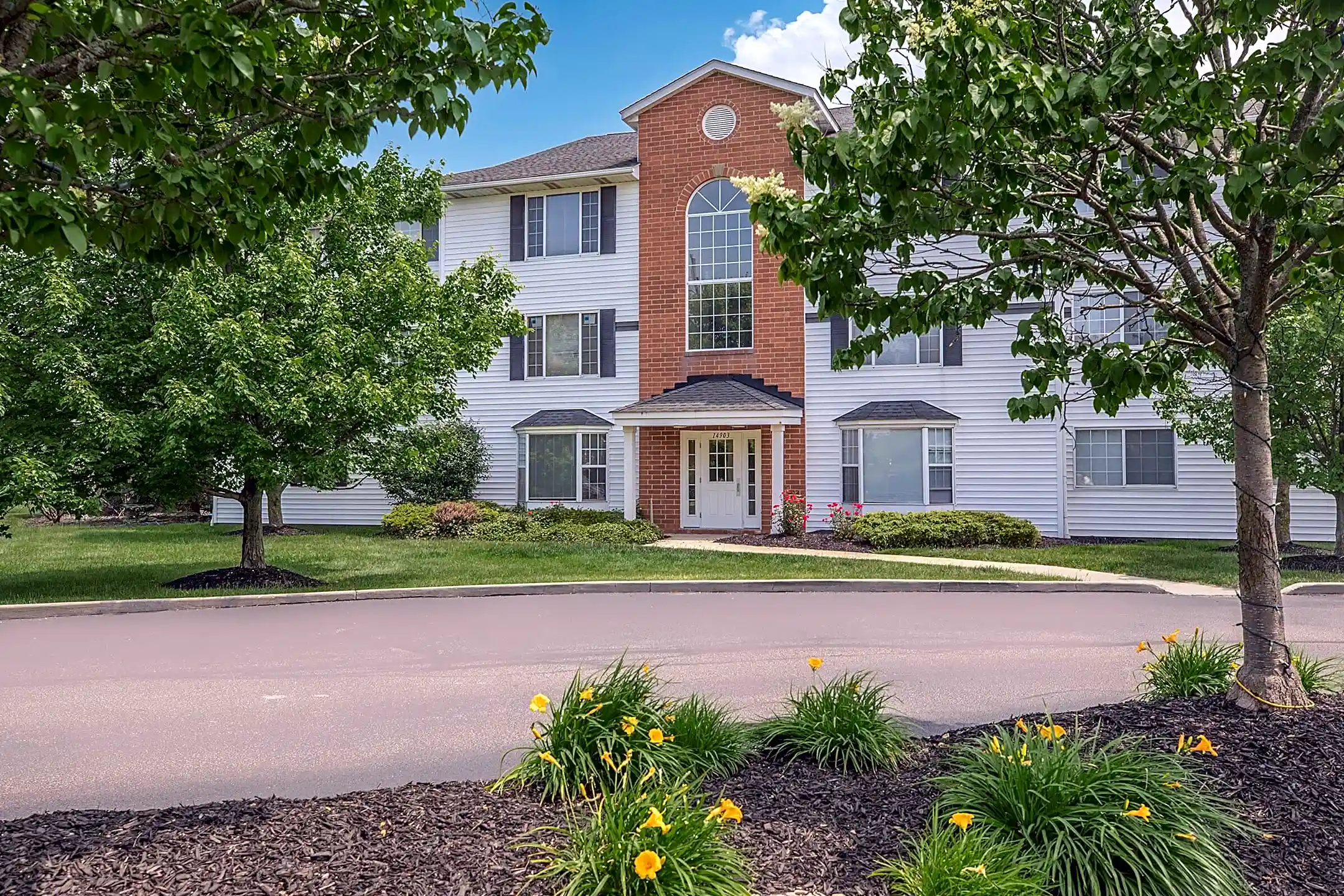 Cambridge Court Apartments 14909 Hummel Rd Brookpark, OH Apartments for Rent Rent.