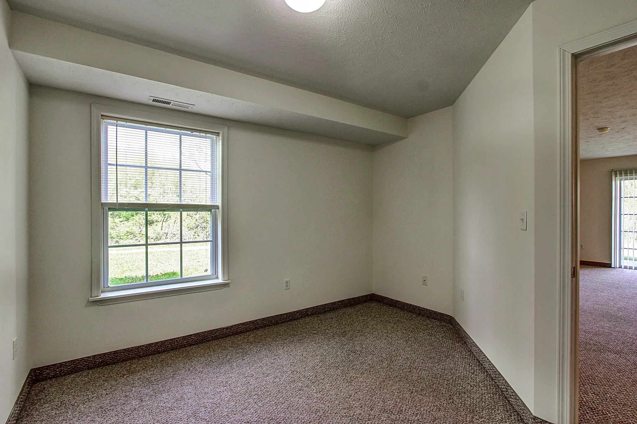 Cayuga View Apartments 201 Cypress Ct Ithaca, NY Apartments for