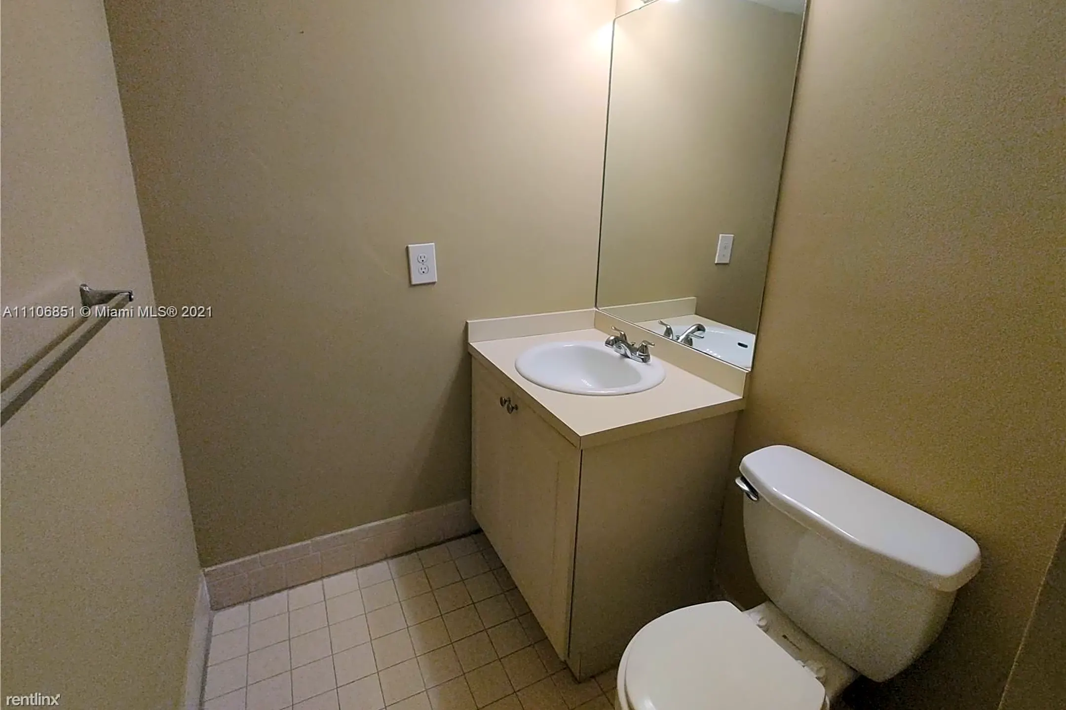 Bathroom - 2192 SW 80th Terrace - Miramar, FL