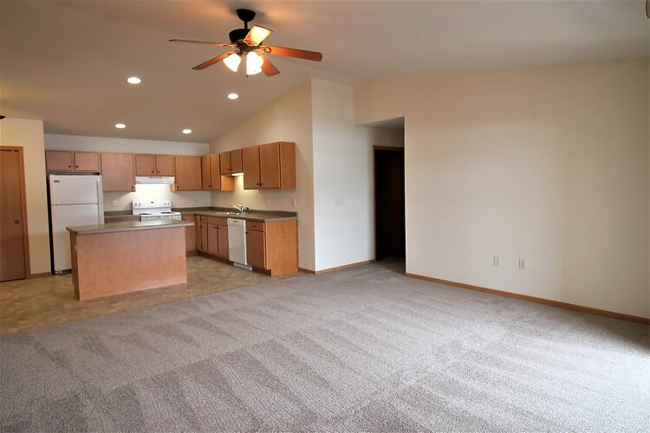 Willow Estates 3500 Willow Dr Plover, WI Apartments for Rent Rent.