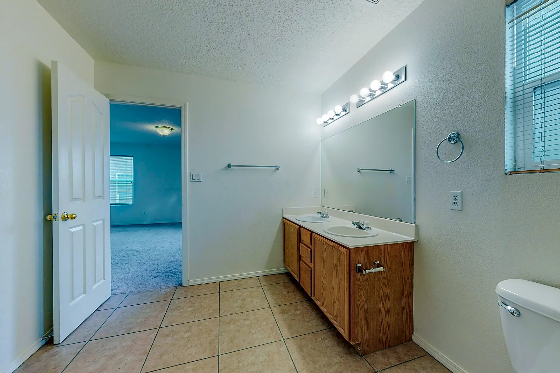 Bathroom - 6056 Malpais Park Ave NW - Albuquerque, NM