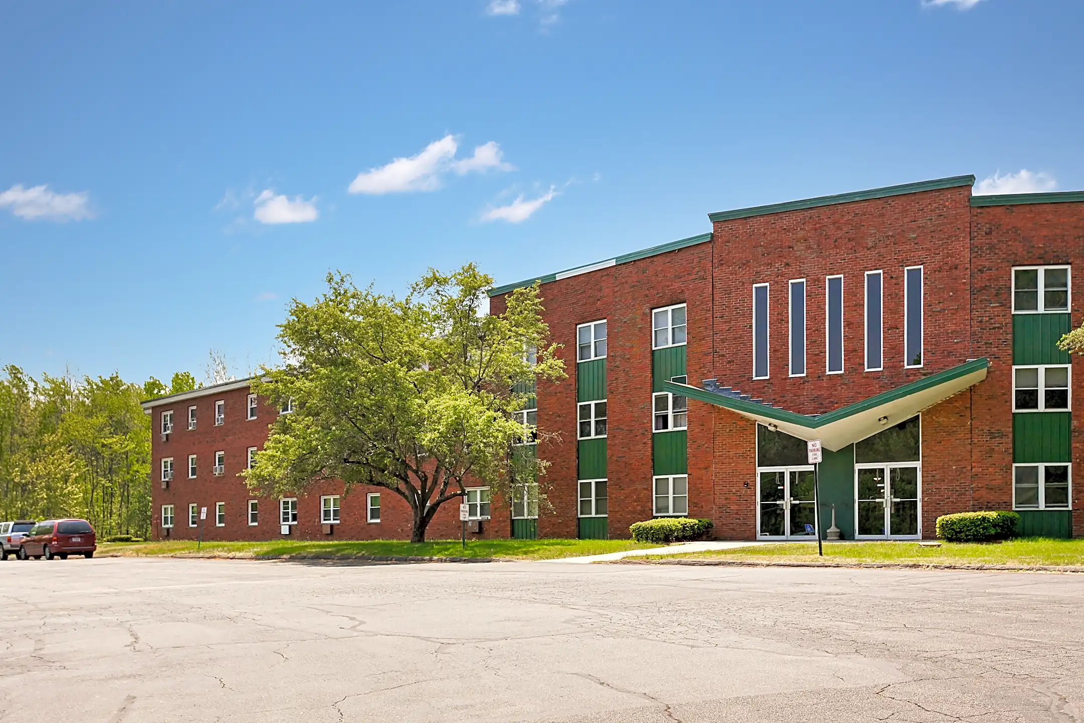 Ashford Hills Apartments Ashford, CT 06278