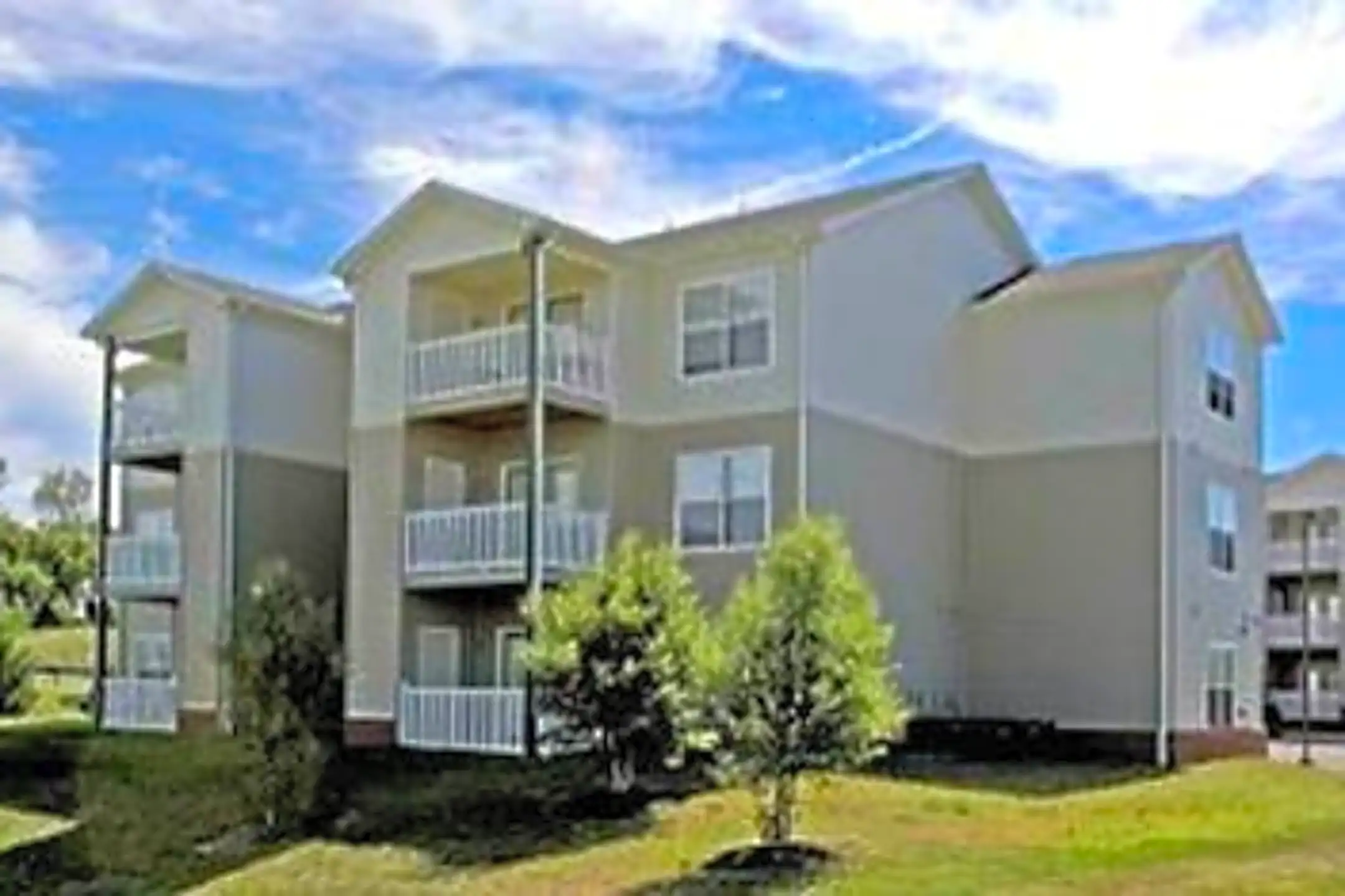 The Greens at Northridge 1050 Claire Taylor Ct Culpeper, VA