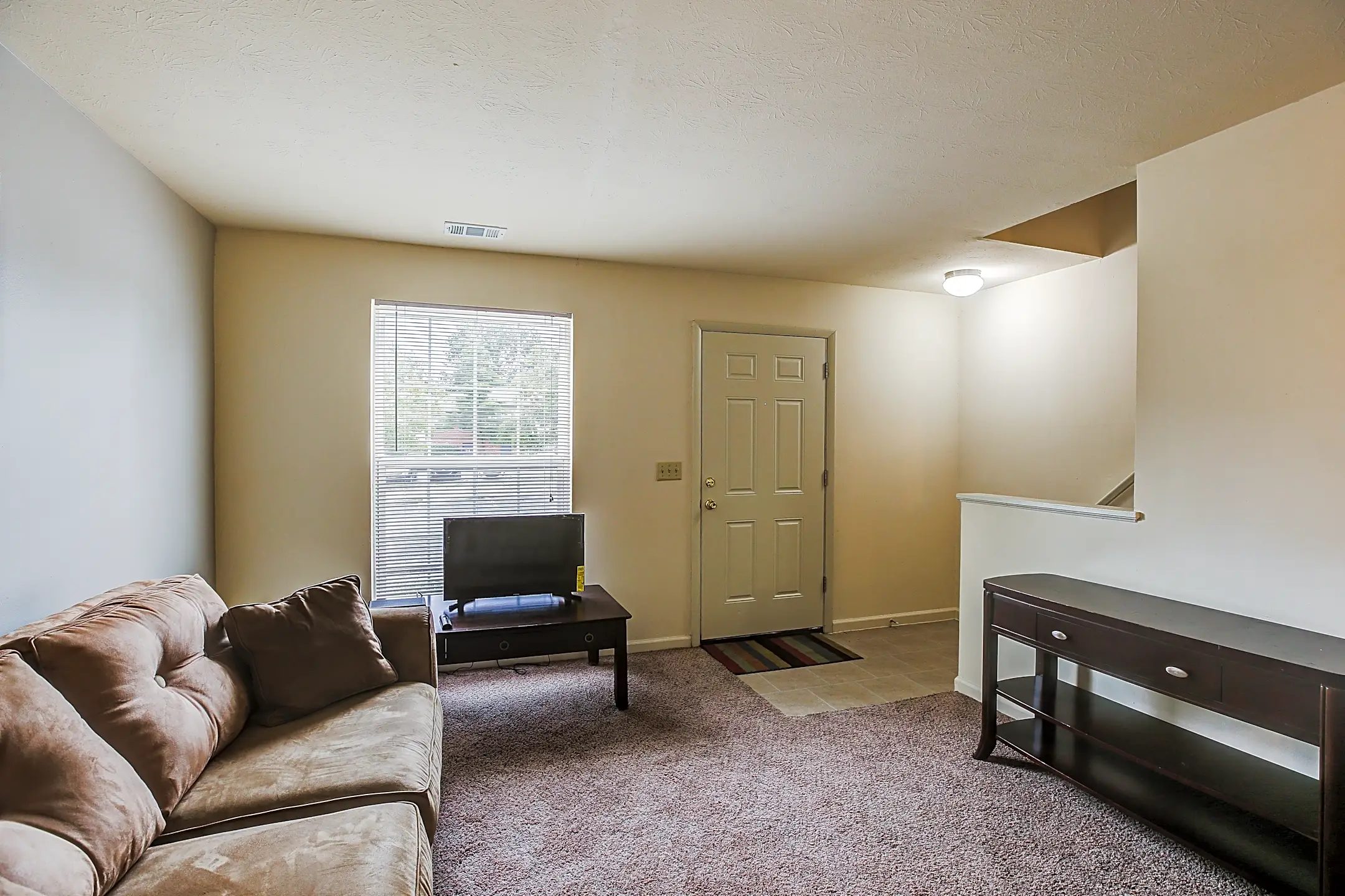 Normandy Green Apartments & Townhouses Florence, KY 41042