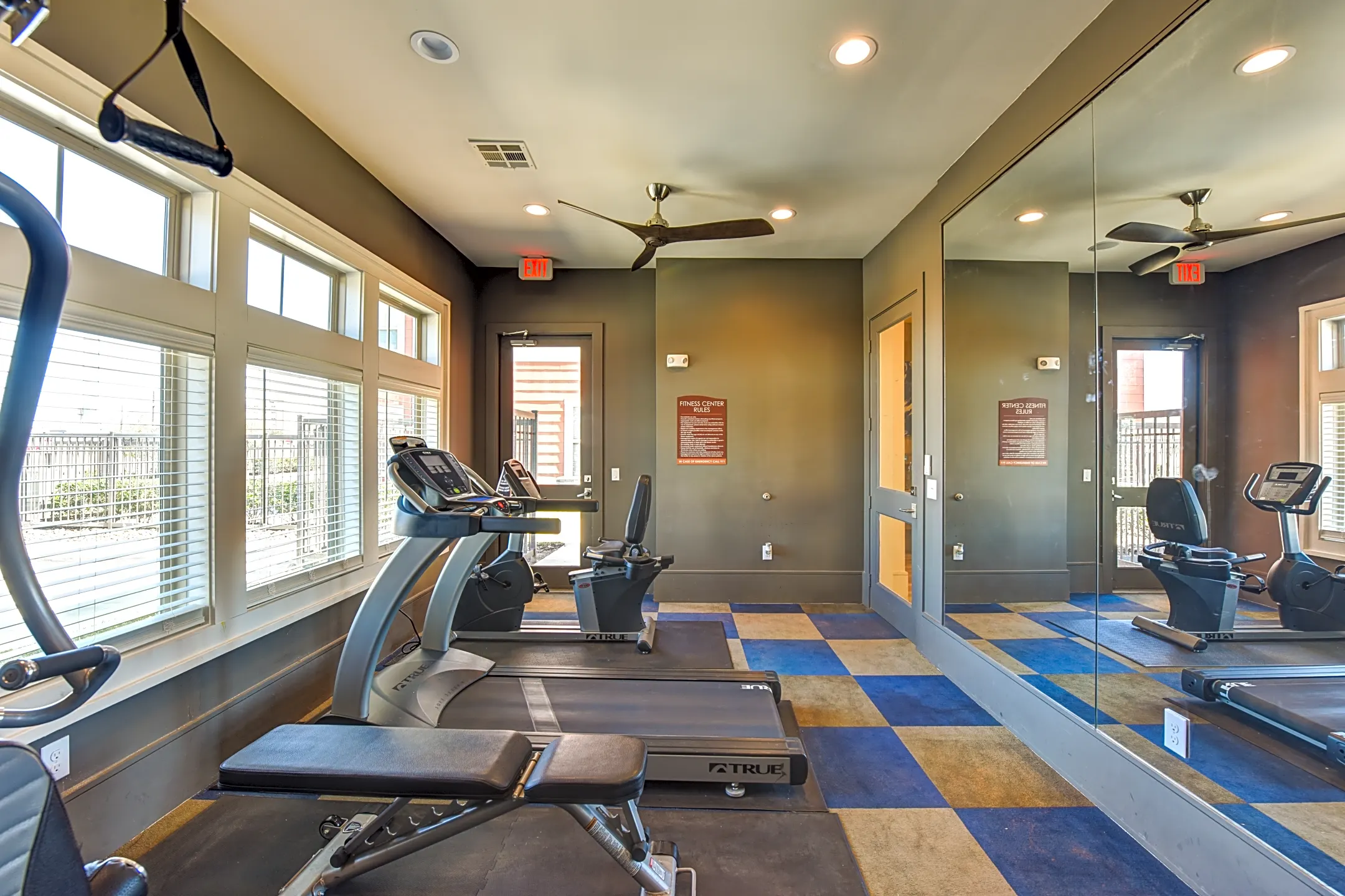 Fitness Weight Room - Smart Living at Garden Oaks - Houston, TX
