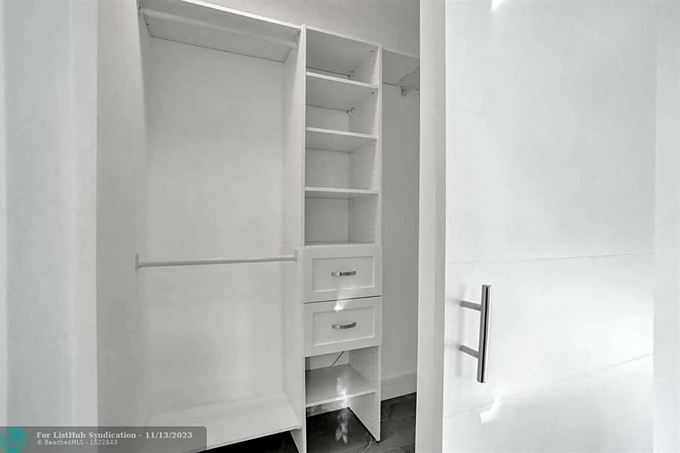 2632 NE 29th Ct - Fort Lauderdale, FL