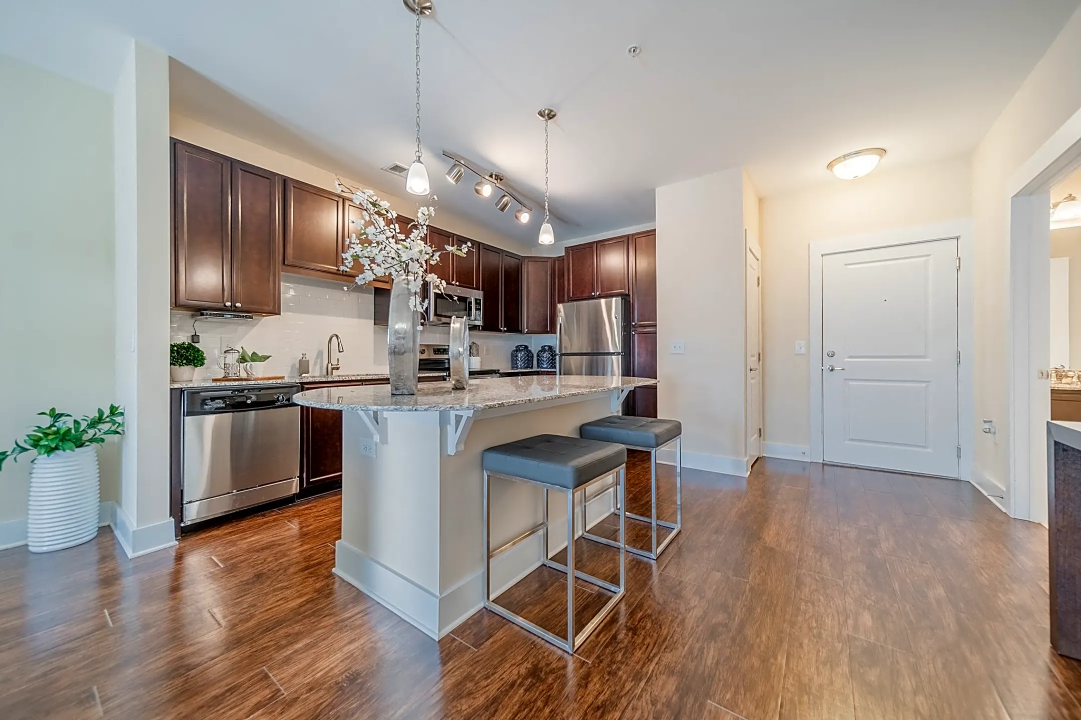 Meridian at Sutton Square Apartments Raleigh, NC 27609