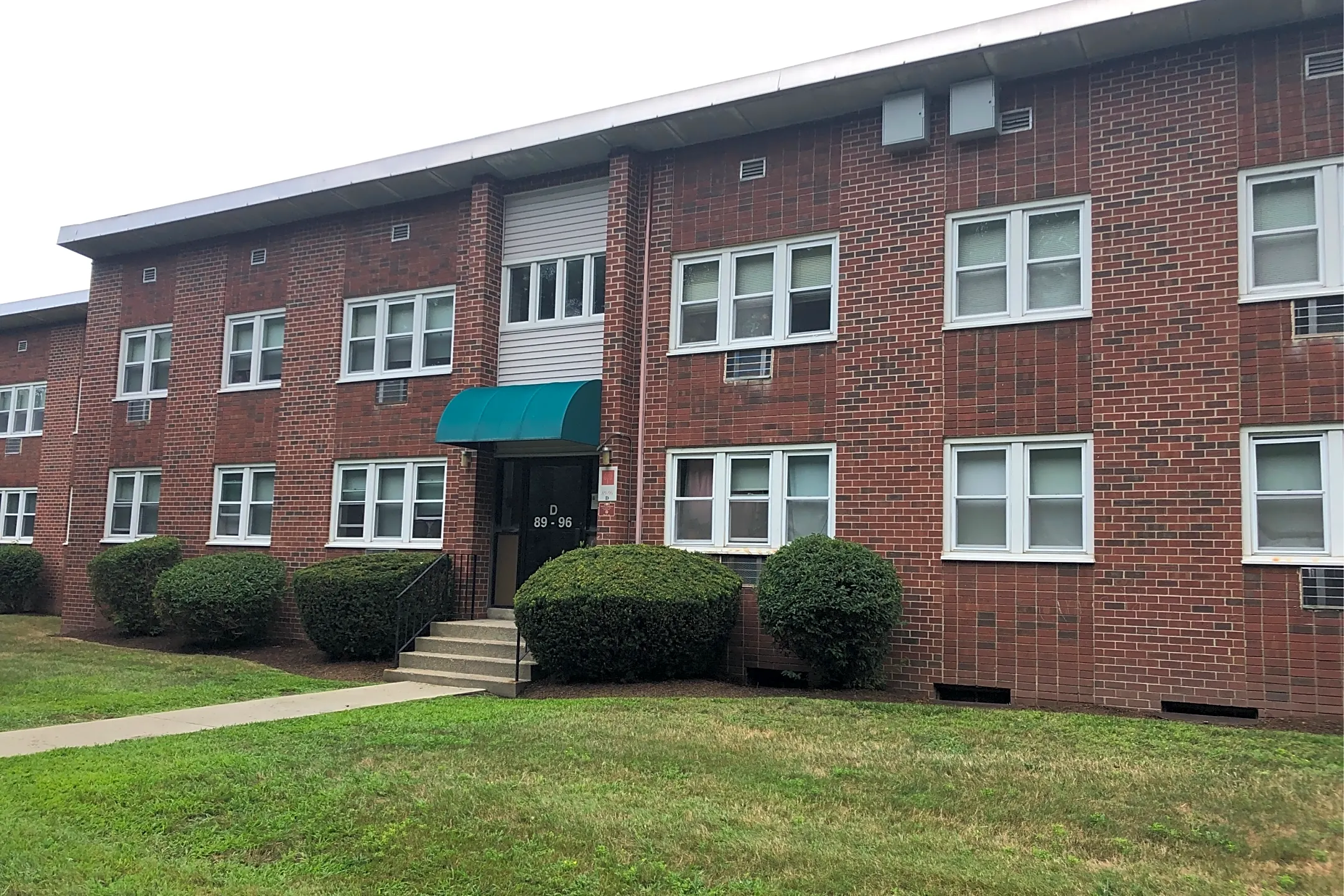 Davis Commons - 165 Carl Avenue | Brockton, MA Apartments for Rent | Rent.