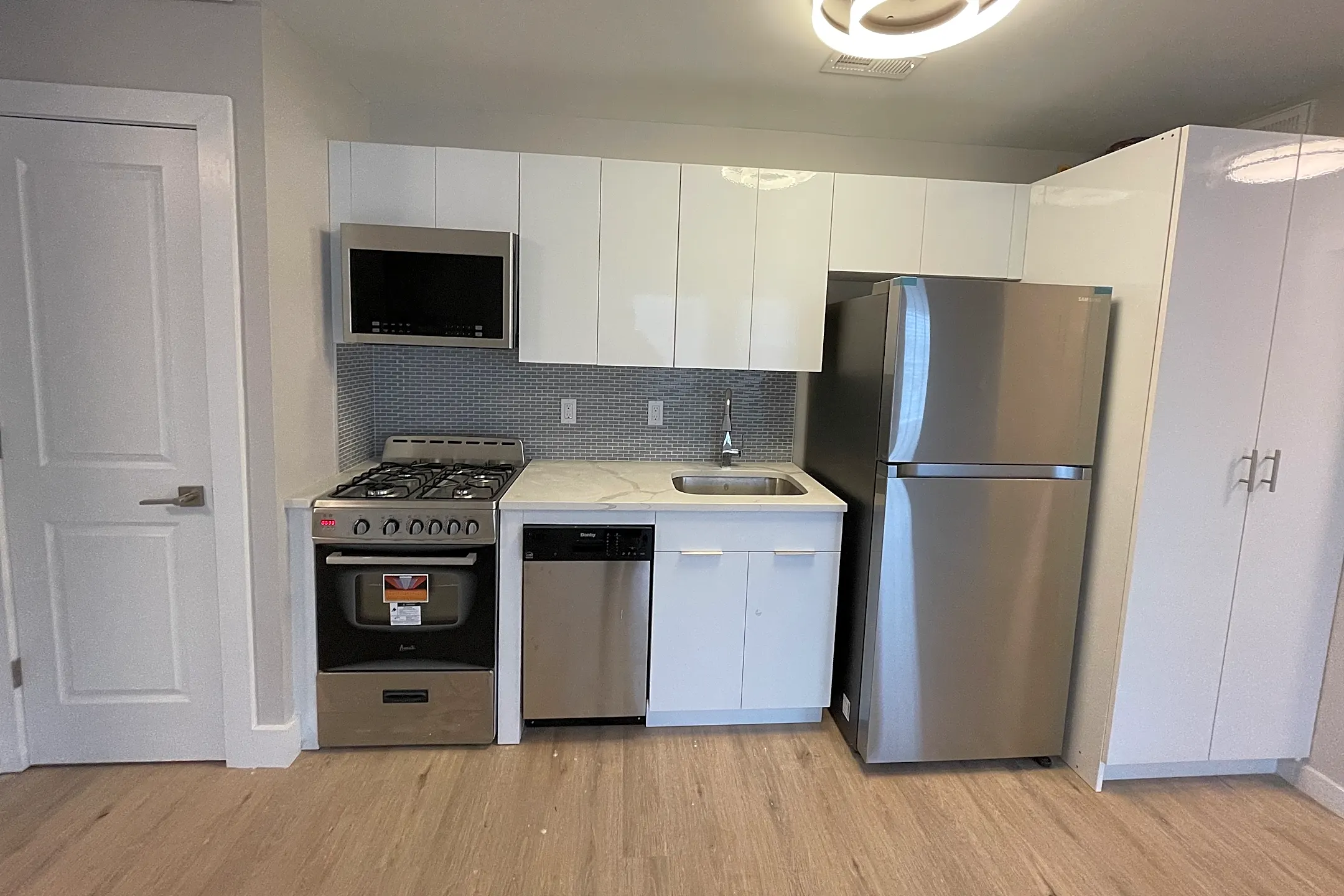 Americanside Apartments 15 North American Drive Howell, NJ