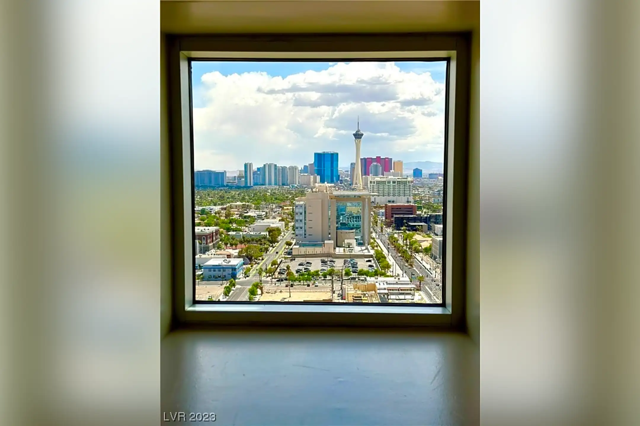 Building - 150 S Las Vegas Blvd #1019 - Las Vegas, NV