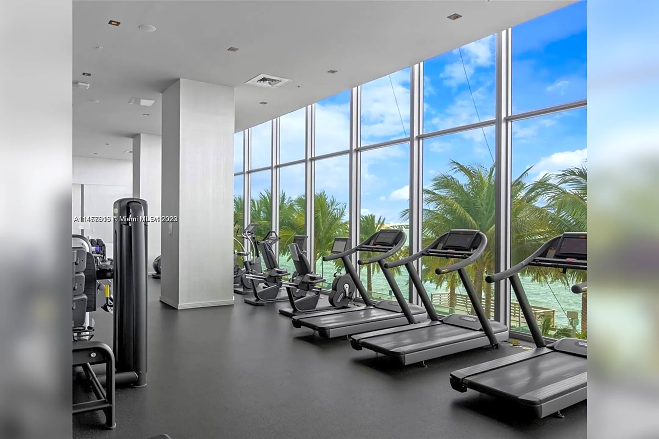 Fitness Weight Room - 2900 NE 7th Ave #2505 - Miami, FL