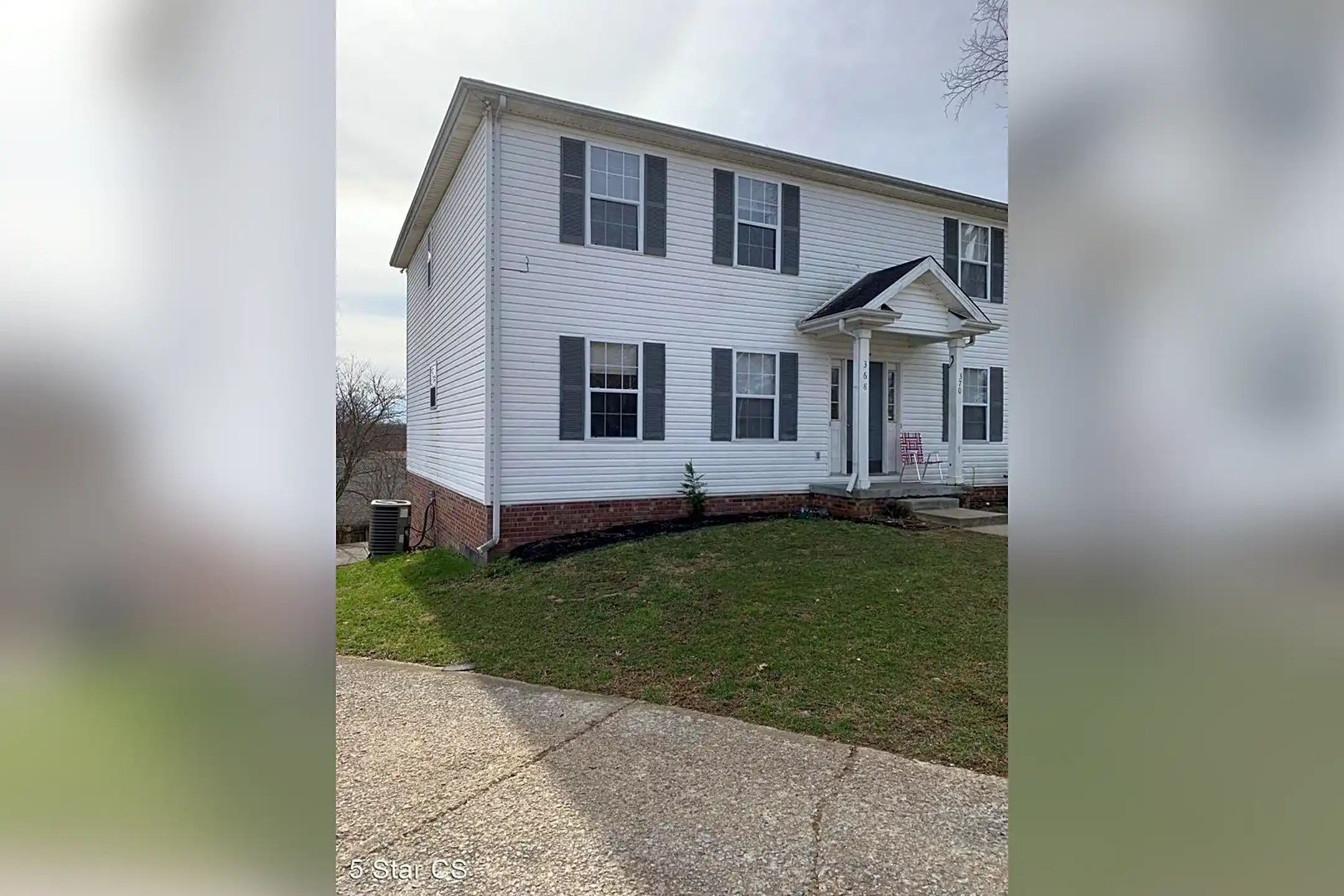 Building - 368-370 Woodview Dr - Lexington, KY