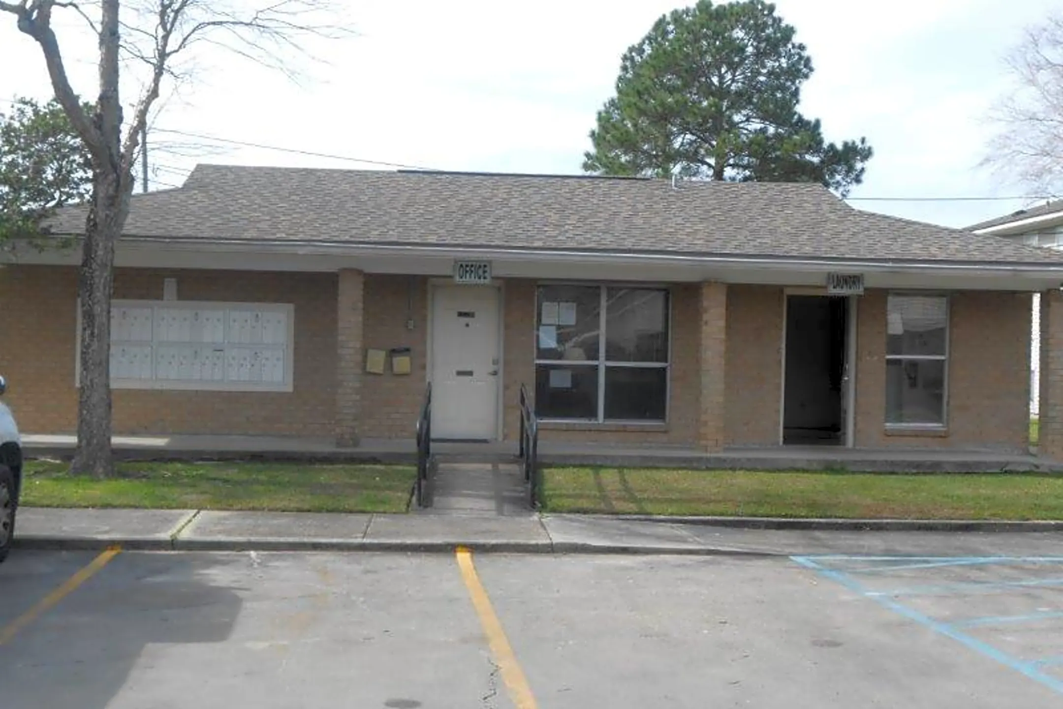 Galvez Manor Apartments 41060 Merritt Evans Rd Prairieville, LA Apartments for Rent Rent.
