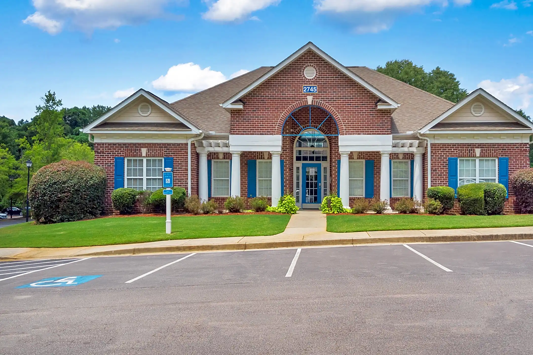 Hawks Nest at The Preserve 2745 Campus Pointe Cir Gainesville, GA