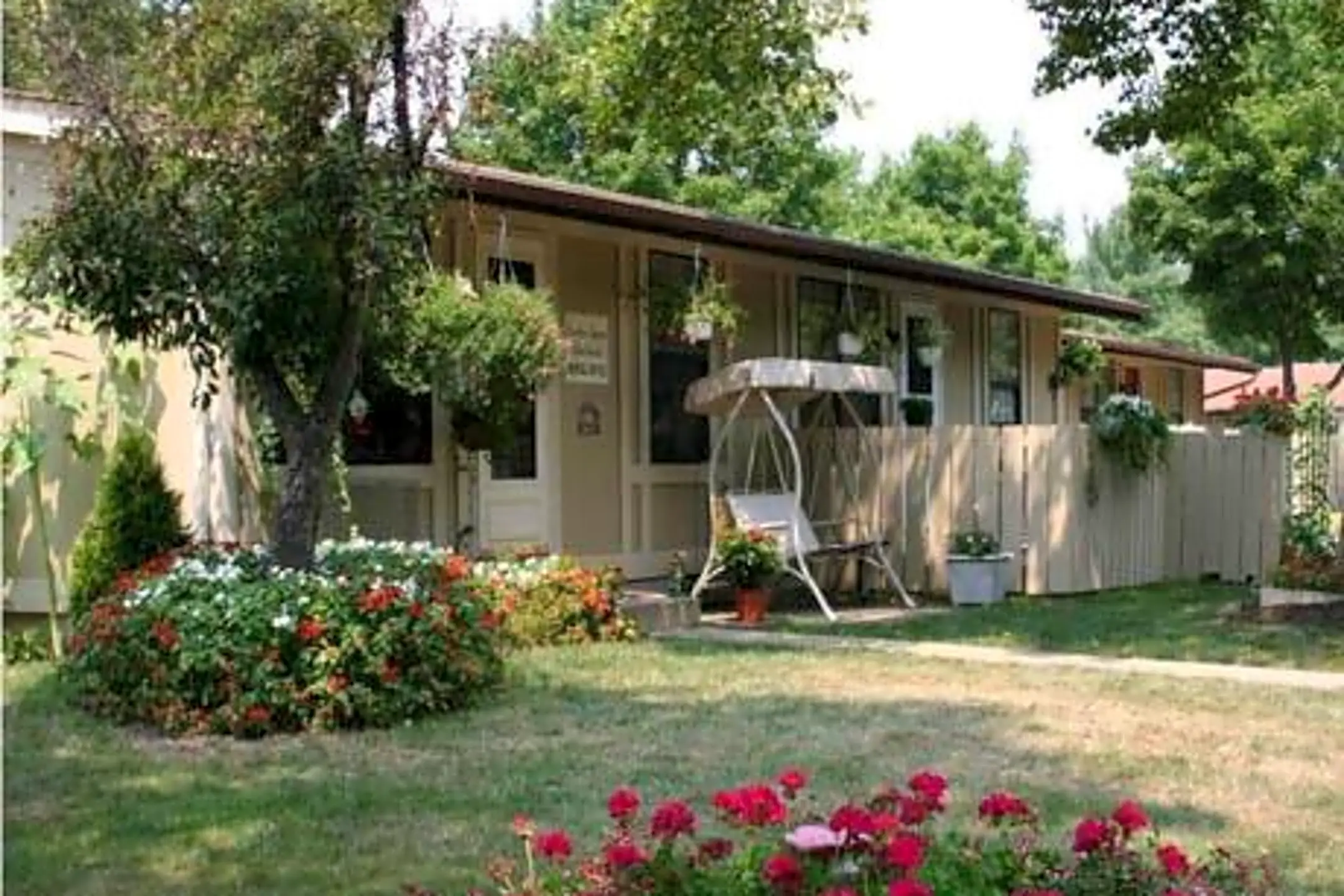 Foxglove Apartments (Bryan) 105 Palmer Ln Bryan, OH Apartments for