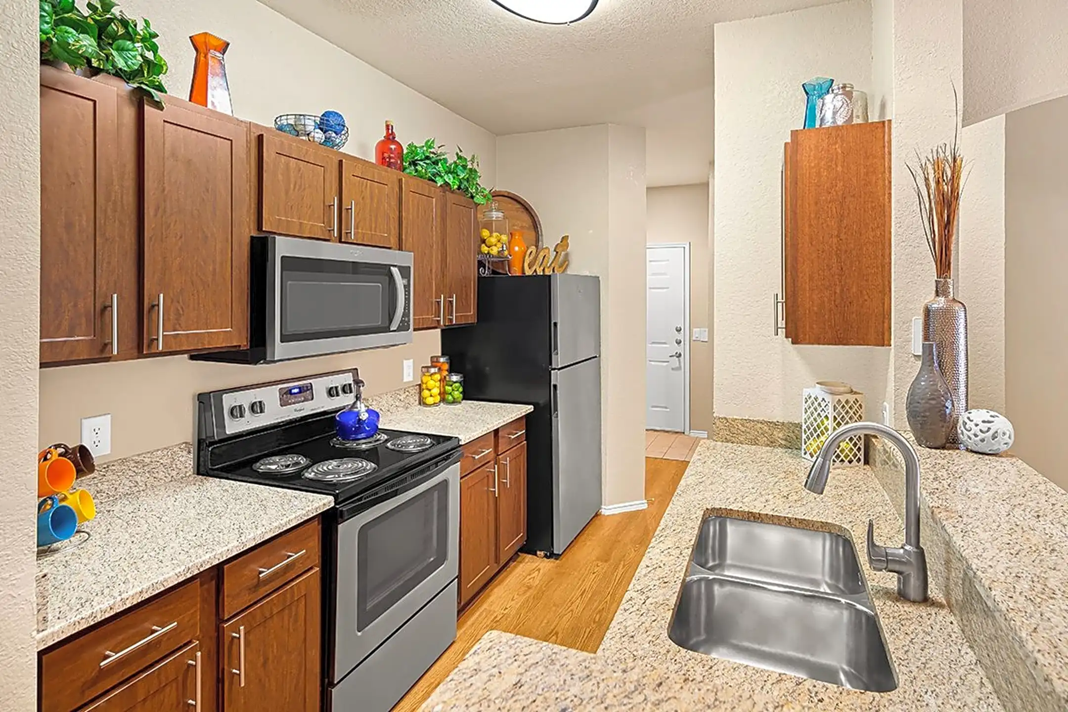 Villas at Oakwell Farms 3333 Oakwell Ct San Antonio, TX Apartments