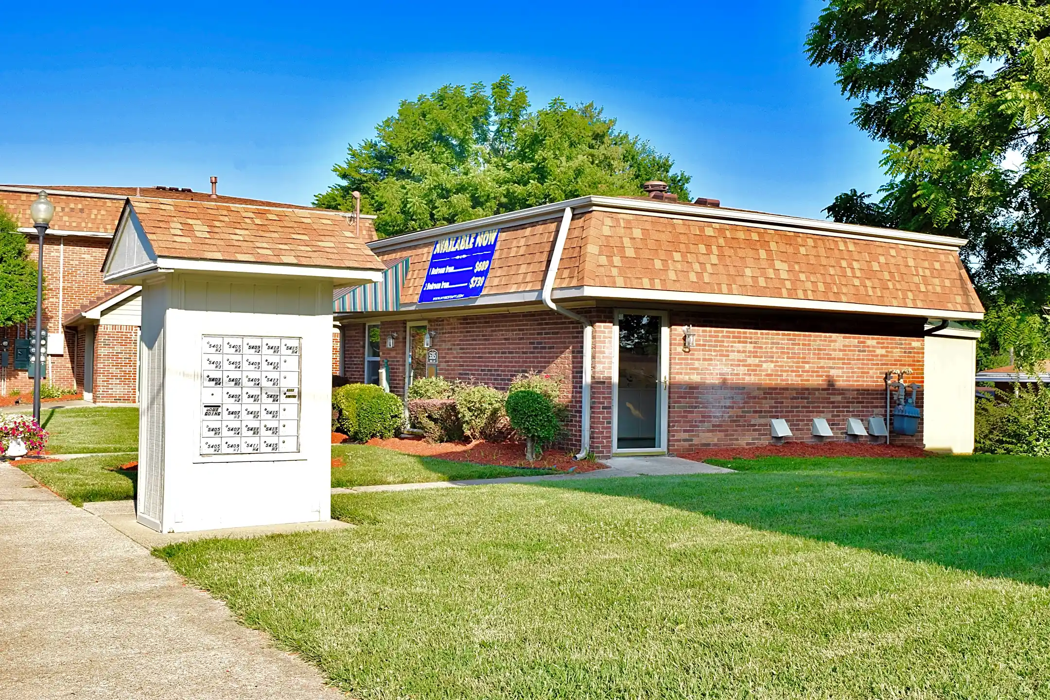 5315 Outer Loop Apartments Louisville, KY 40219