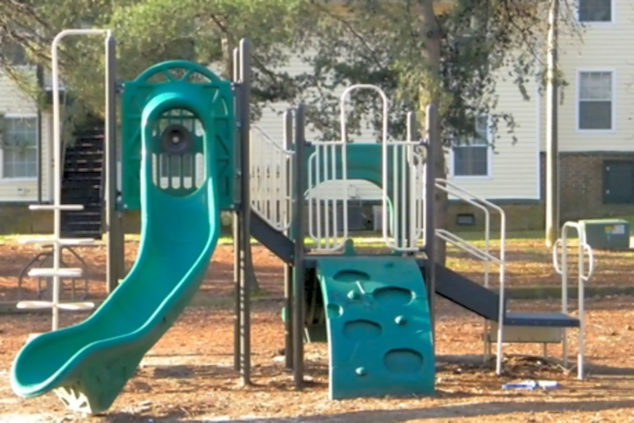 Emerald Pointe Apartments Riverdale, GA 30274