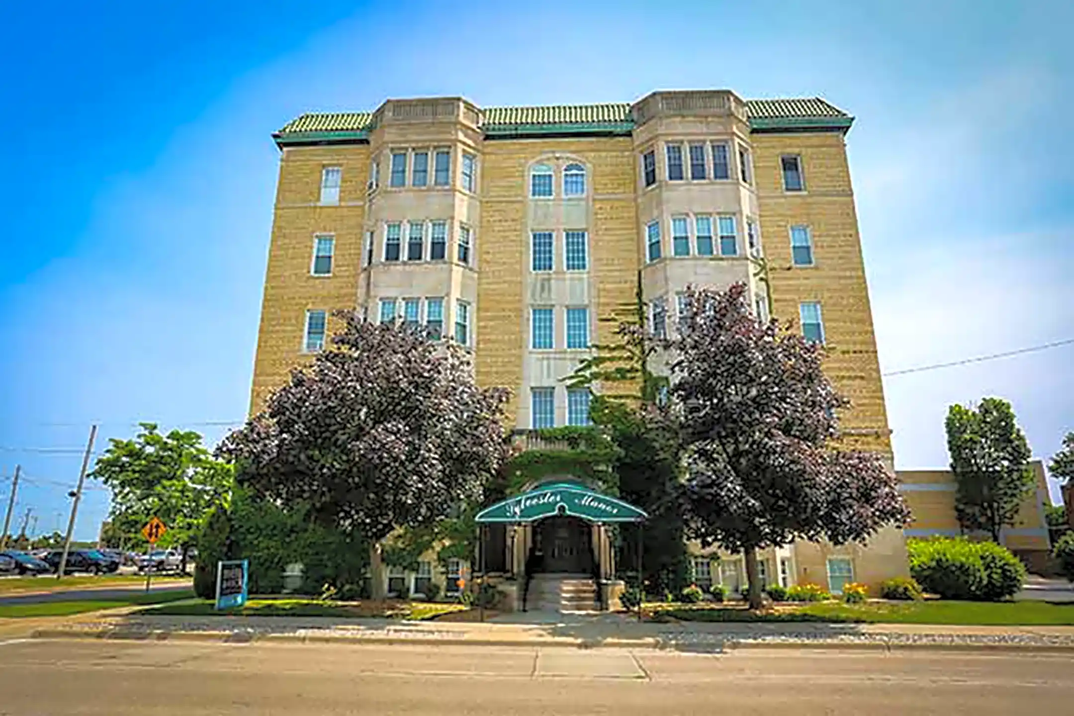 Sylvester Manor Flint, MI 48502