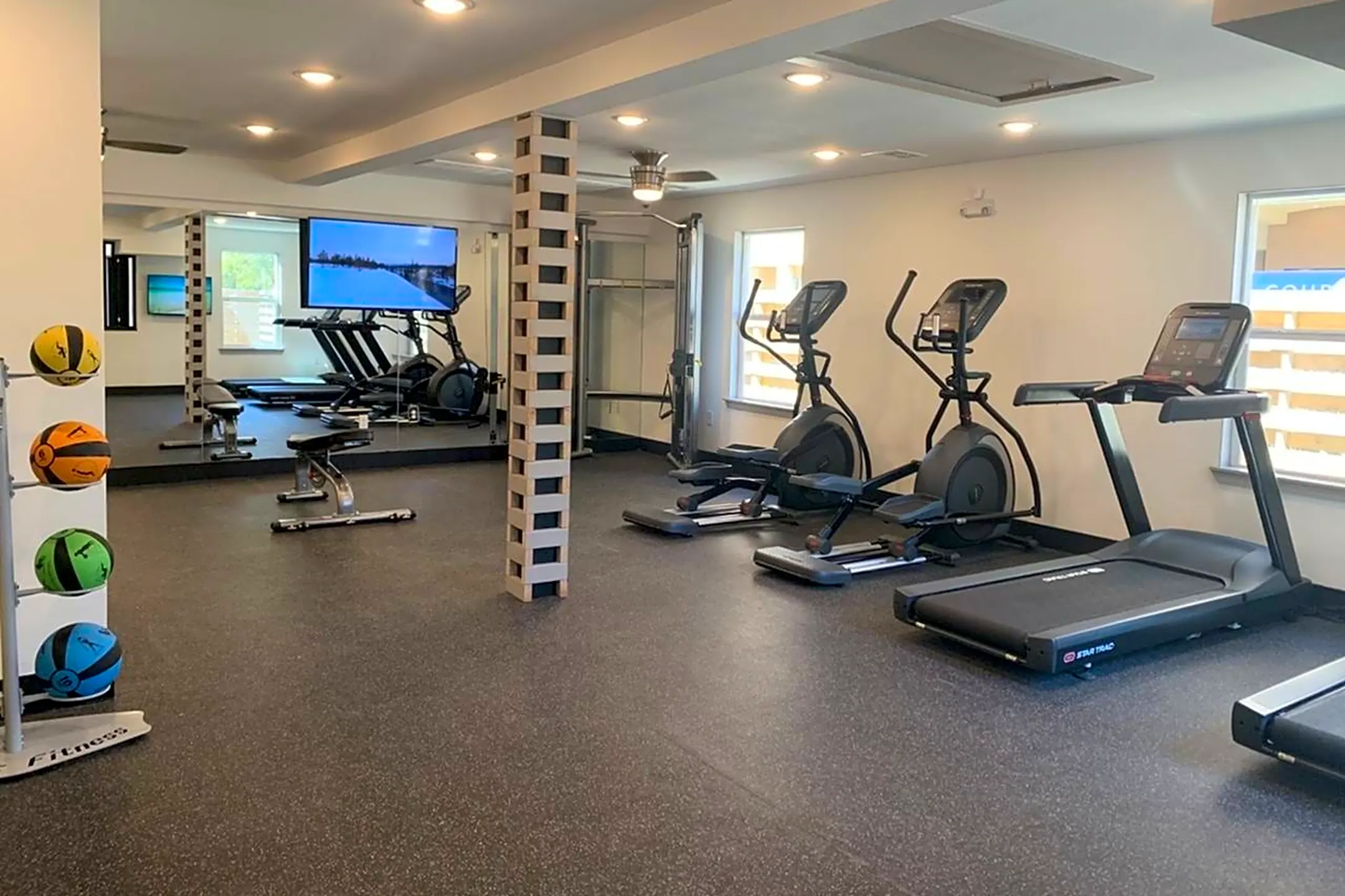 Fitness Weight Room - Co-Op at The Med Center - Houston, TX