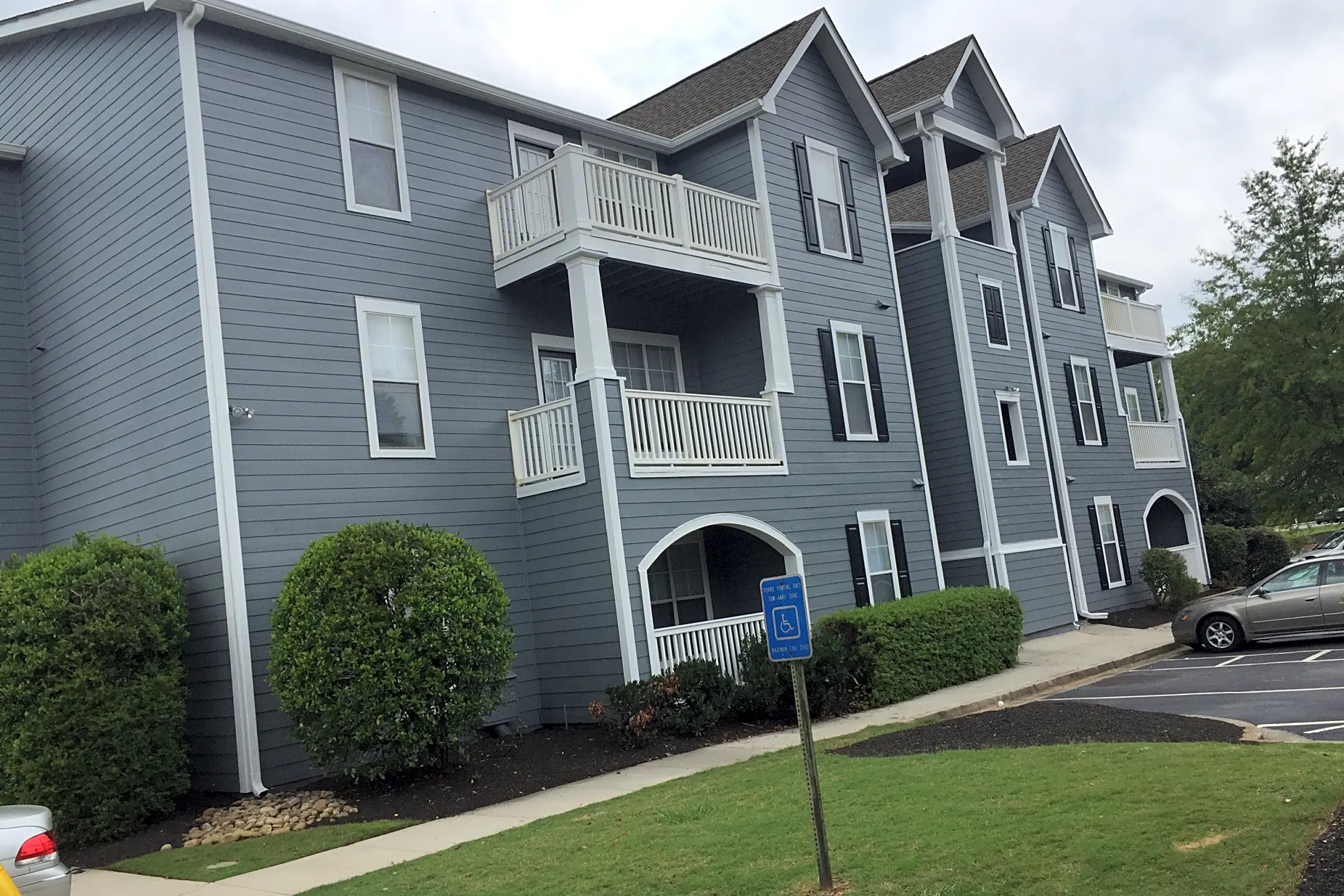 Carrollton Crossing Apts