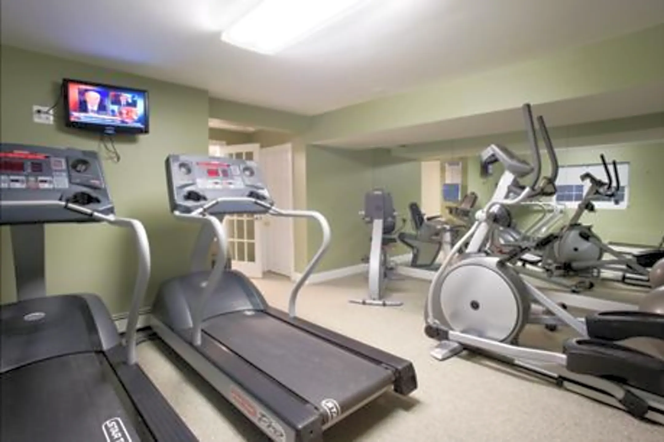 The Harbour Club 161 Milligan Rd West Babylon, NY Apartments for