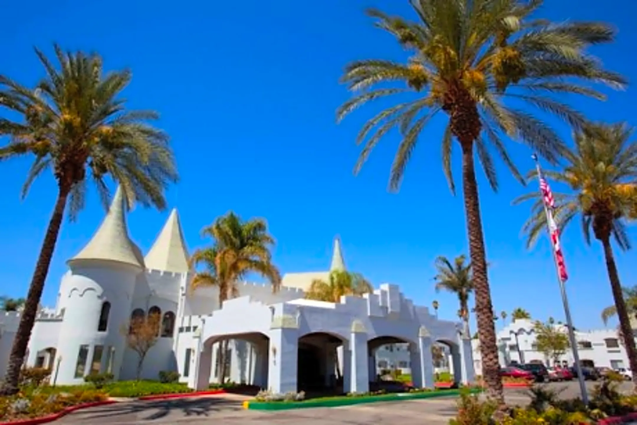 The Camelot Hemet, CA 92543