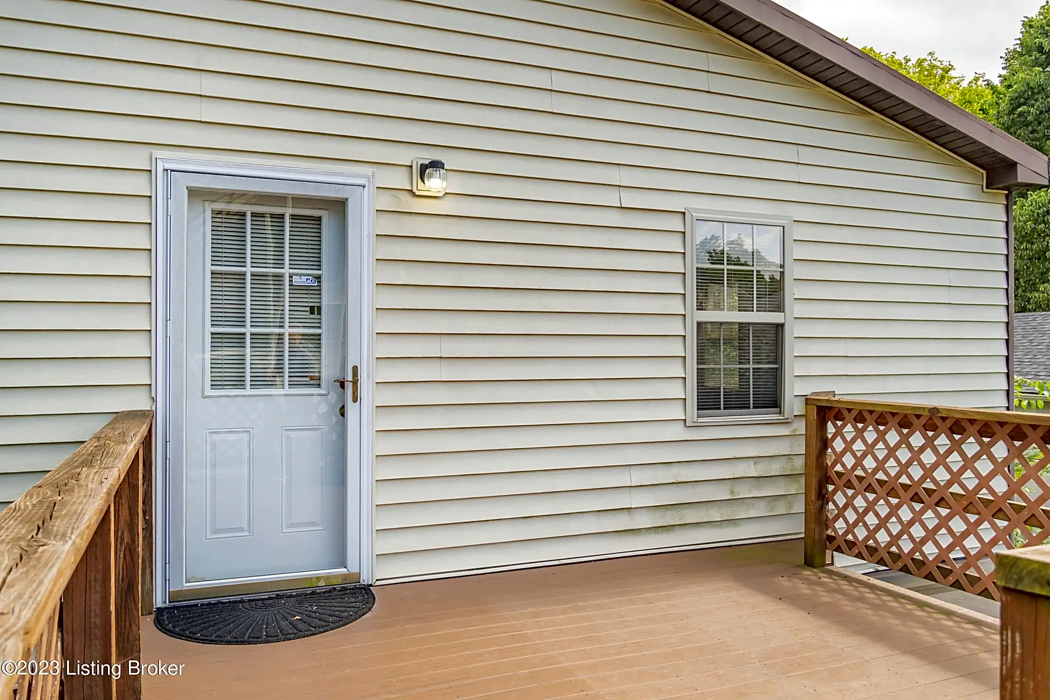 Building - 1612 Ellwood Ave #2 - Louisville, KY