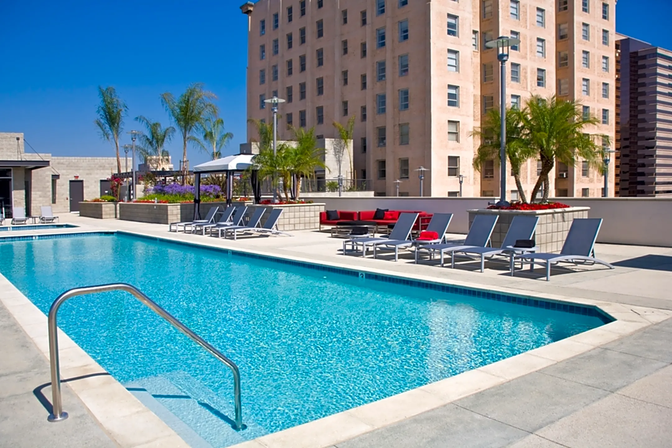 The Lofts at Promenade - 225 Long Beach Blvd | Long Beach, CA ...