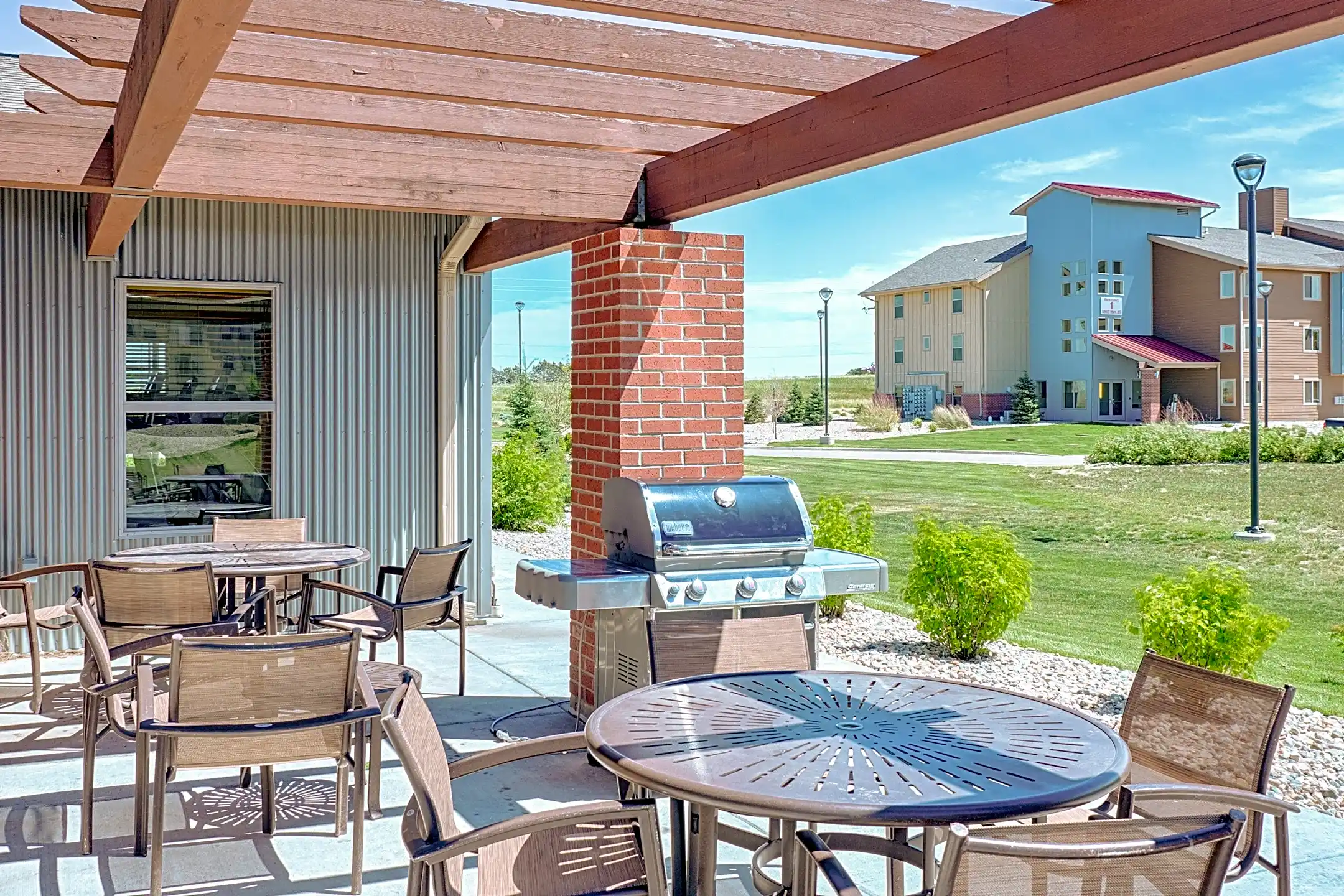 Dakota Ridge Apartments 5963 U.S. 85 Williston, ND Apartments for