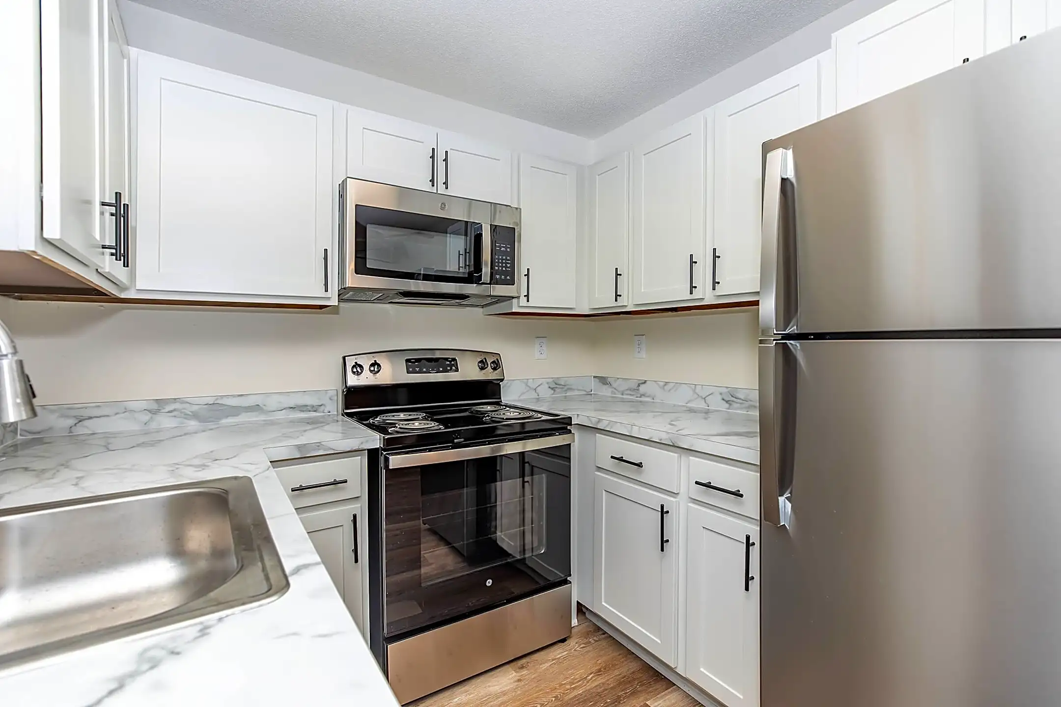 Plum Tree Apartments Hales Corners, WI 53130