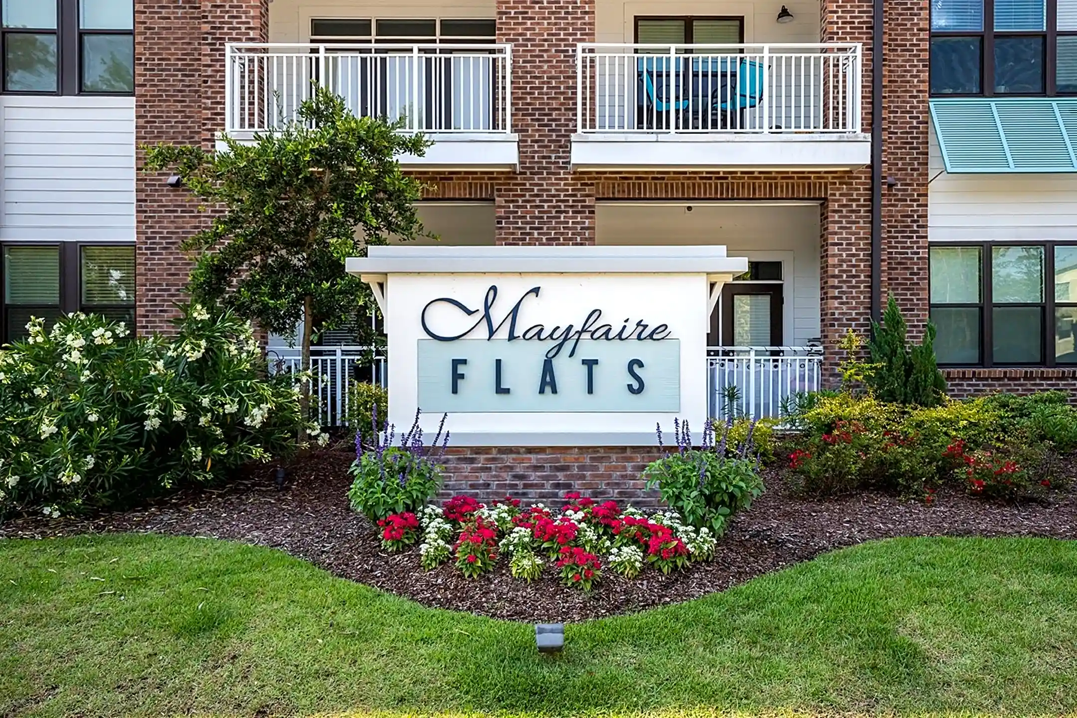 Mayfaire Flats 1813 Sir Tyler Drive Wilmington, NC Apartments for