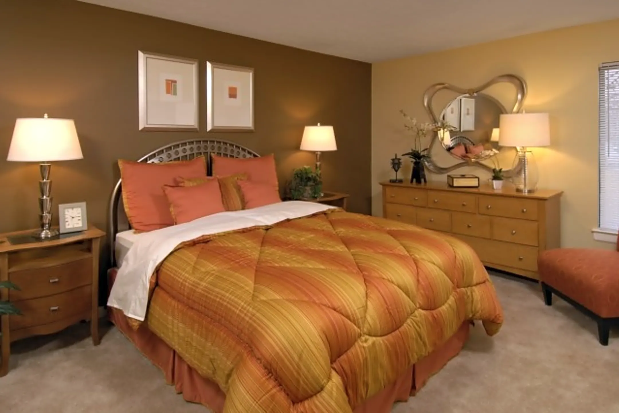 Bedroom - Glen Oaks - Greenbelt, MD