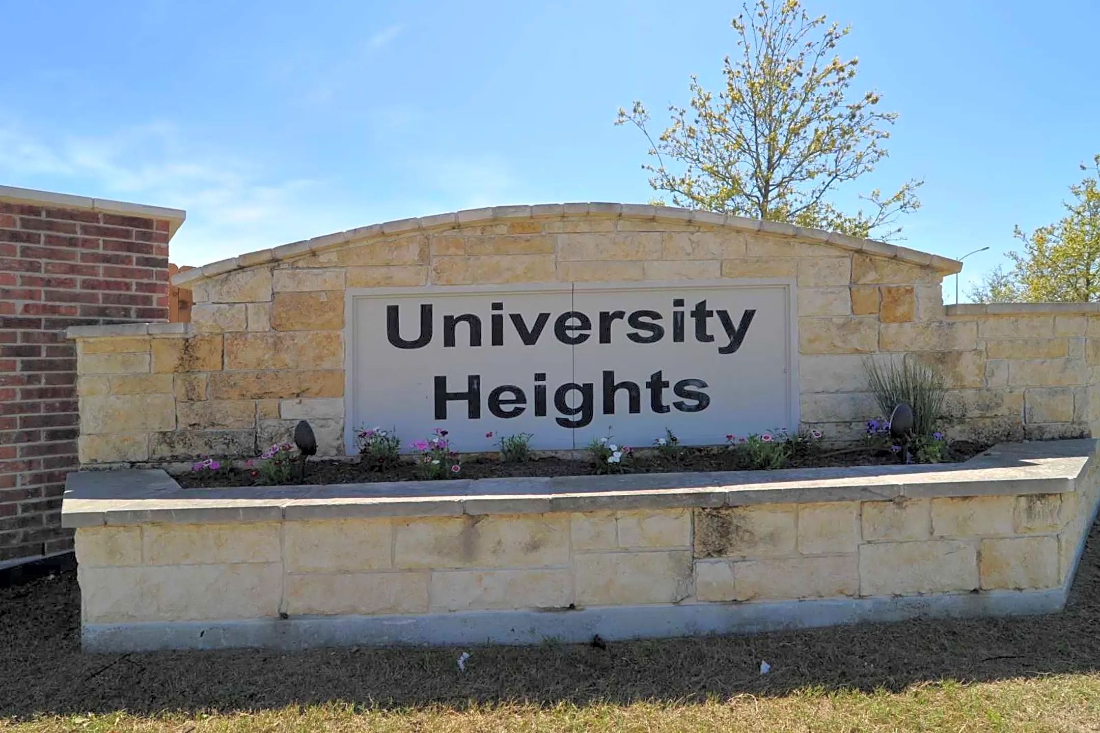 Community Signage - University Heights - College Station, TX