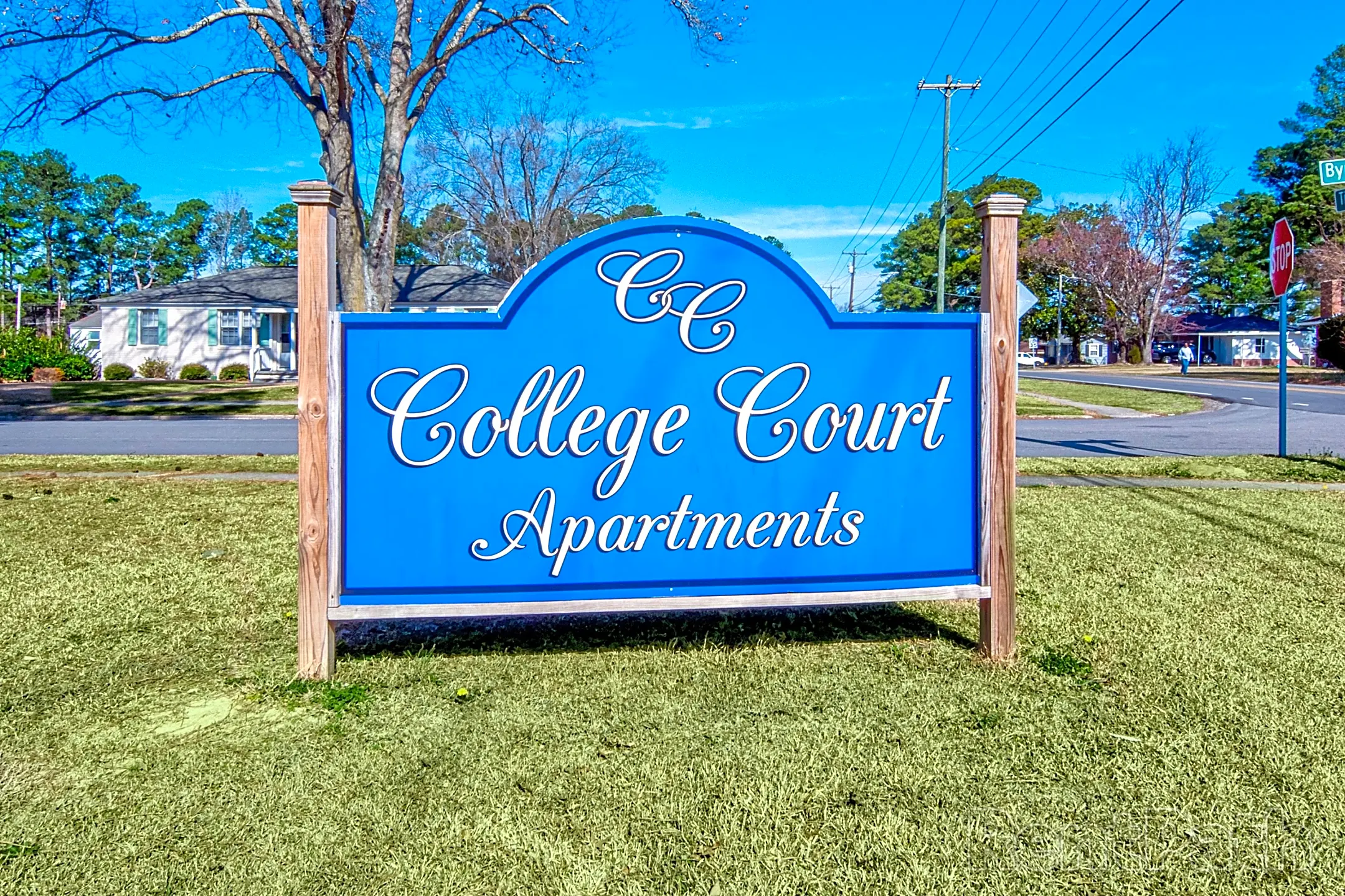 Community Signage - College Court Apartments - Wilson, NC