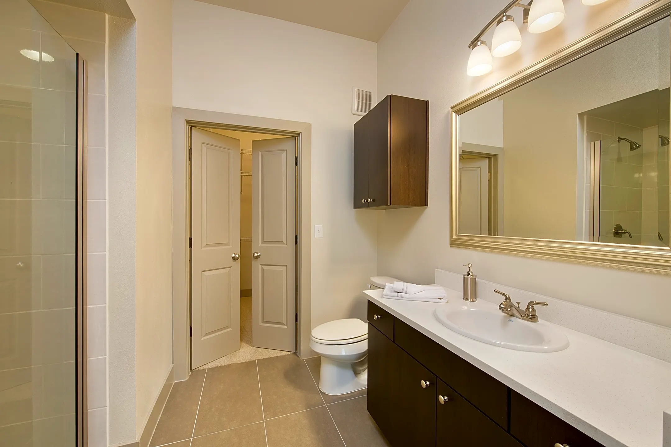 Windsor at West University Houston, TX 77005