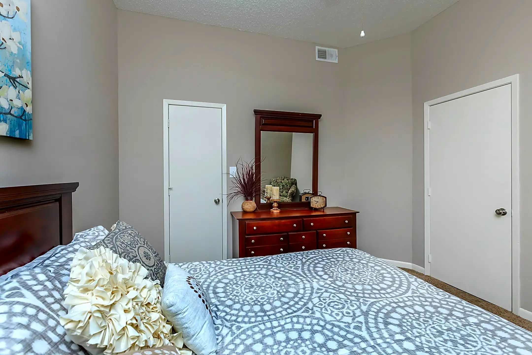 Village at Crossgates 330 Cross Park Dr Pearl, MS Apartments for