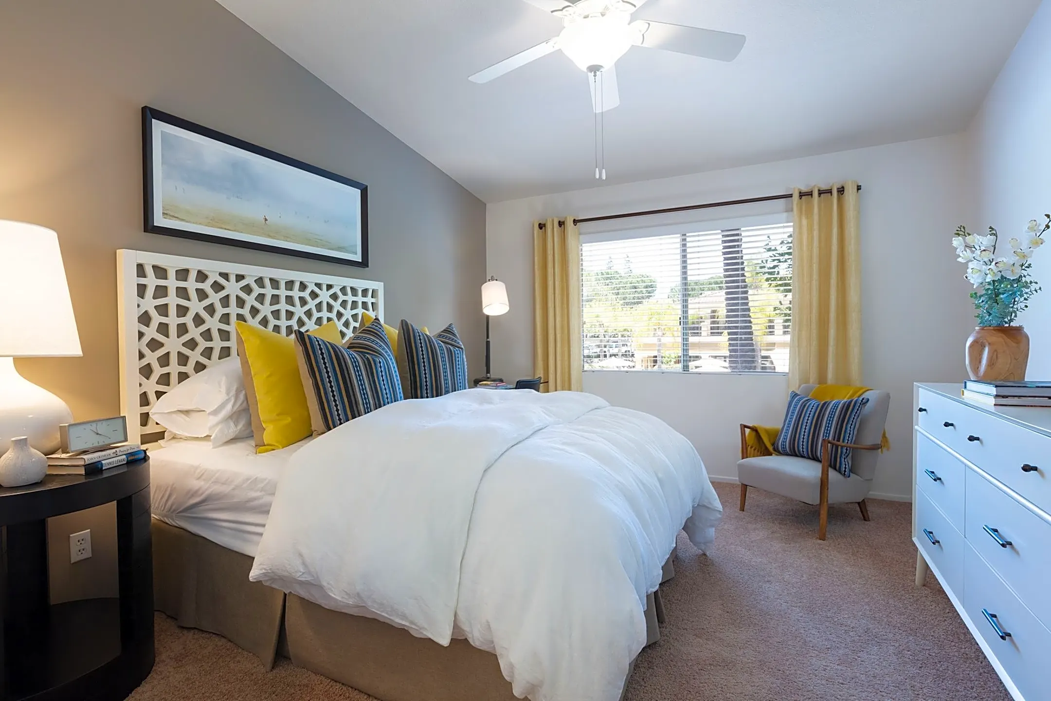 Barcelona Resort Apartments 23592 Windsong Aliso Viejo, CA