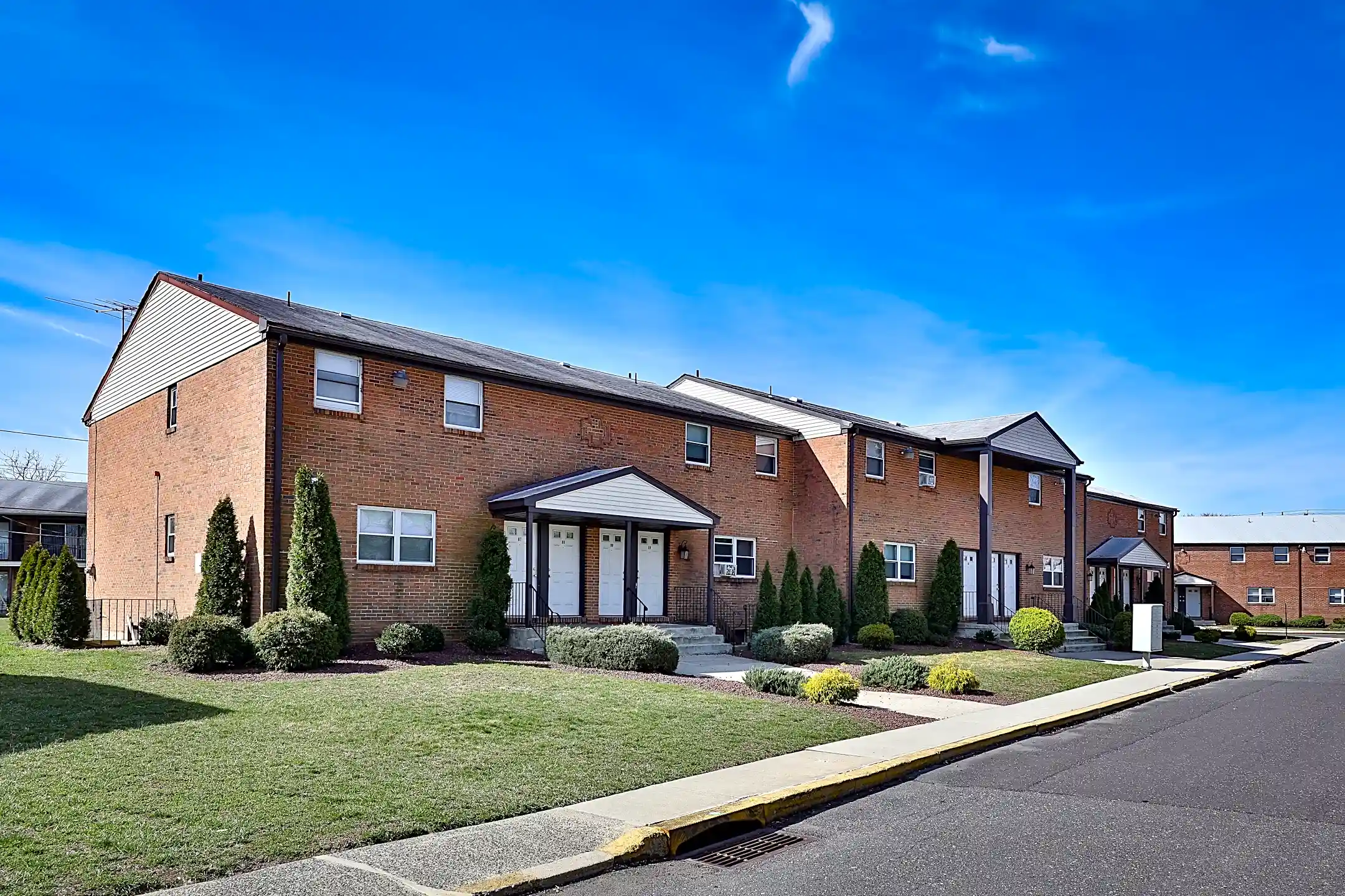 Olympus Apartments 10 Baker Blvd Marlton, NJ Apartments for Rent