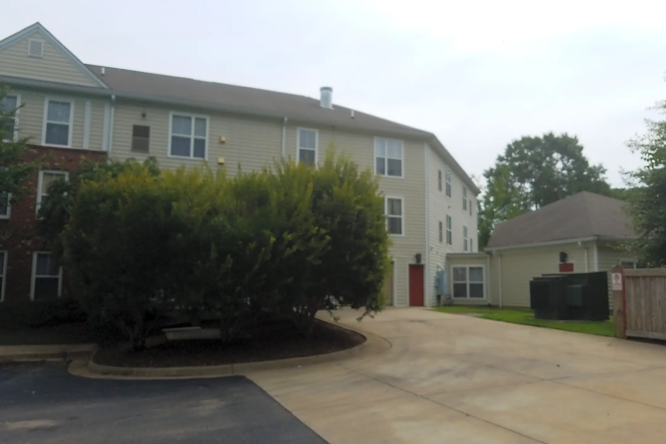 Apartments On Jahnke Rd