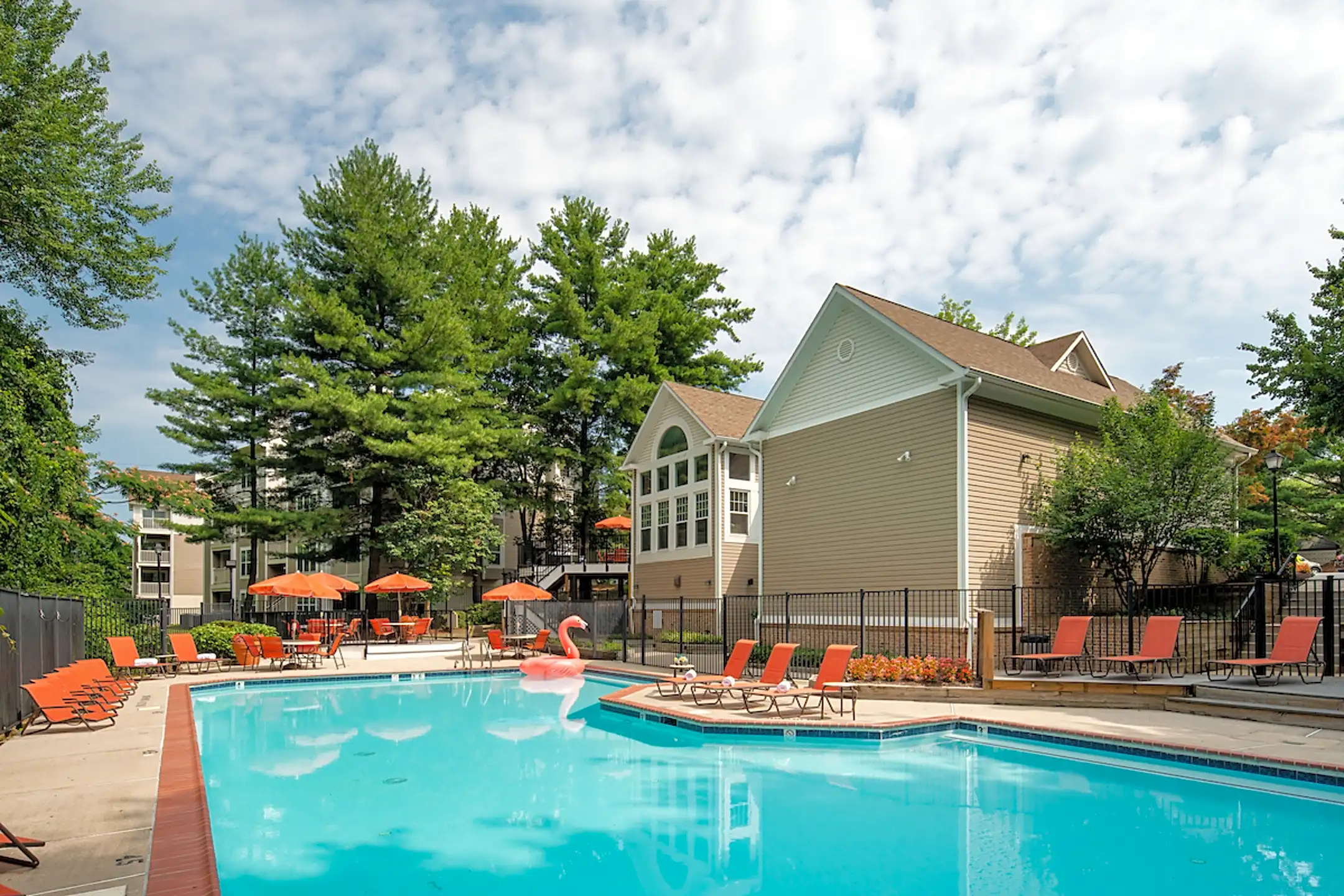 The Elms at Kingstowne 6008 Rock Cliff Ln Alexandria, VA Apartments