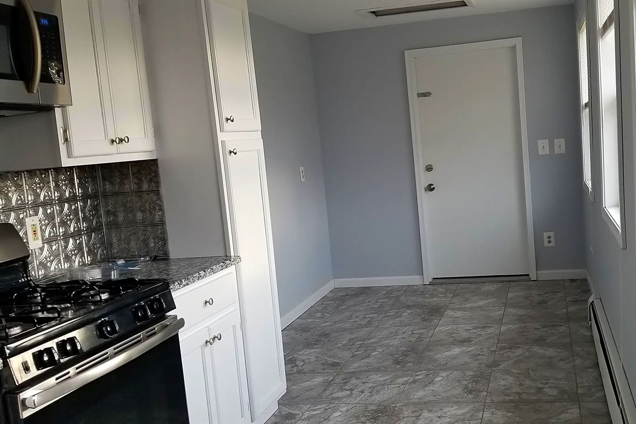 3573 Walden Ave Apartments Lancaster, NY 14086