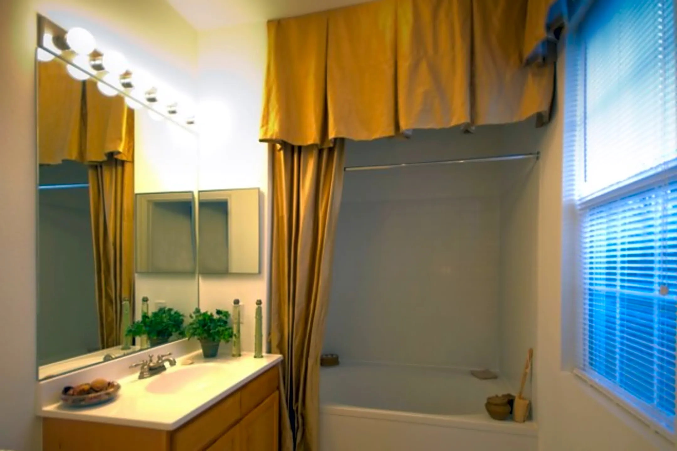 Village At Merritt Park 80 Jefferson Blvd Fishkill, NY Apartments