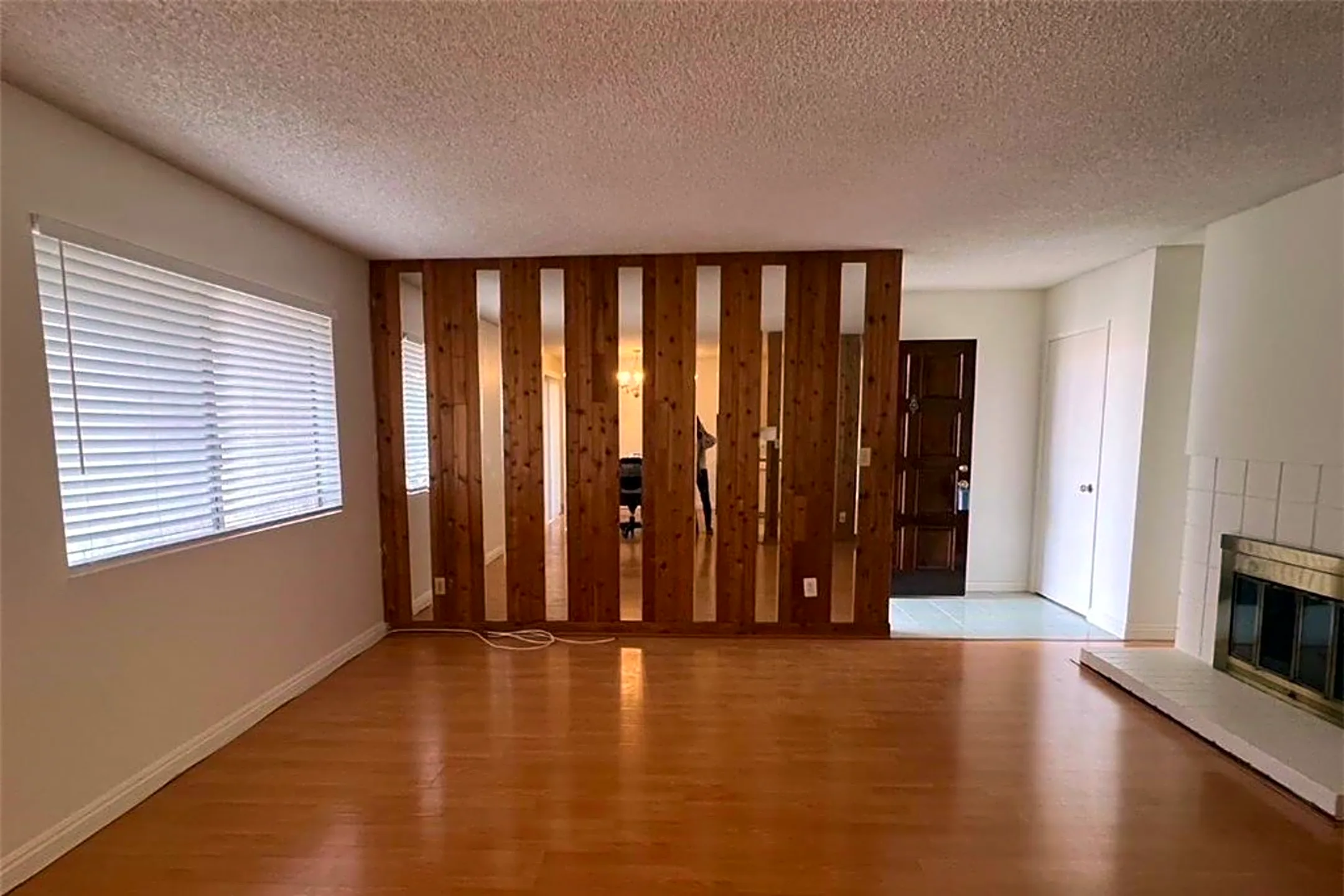 23601 Golden Springs Dr 12A Condos Diamond Bar, CA 91765